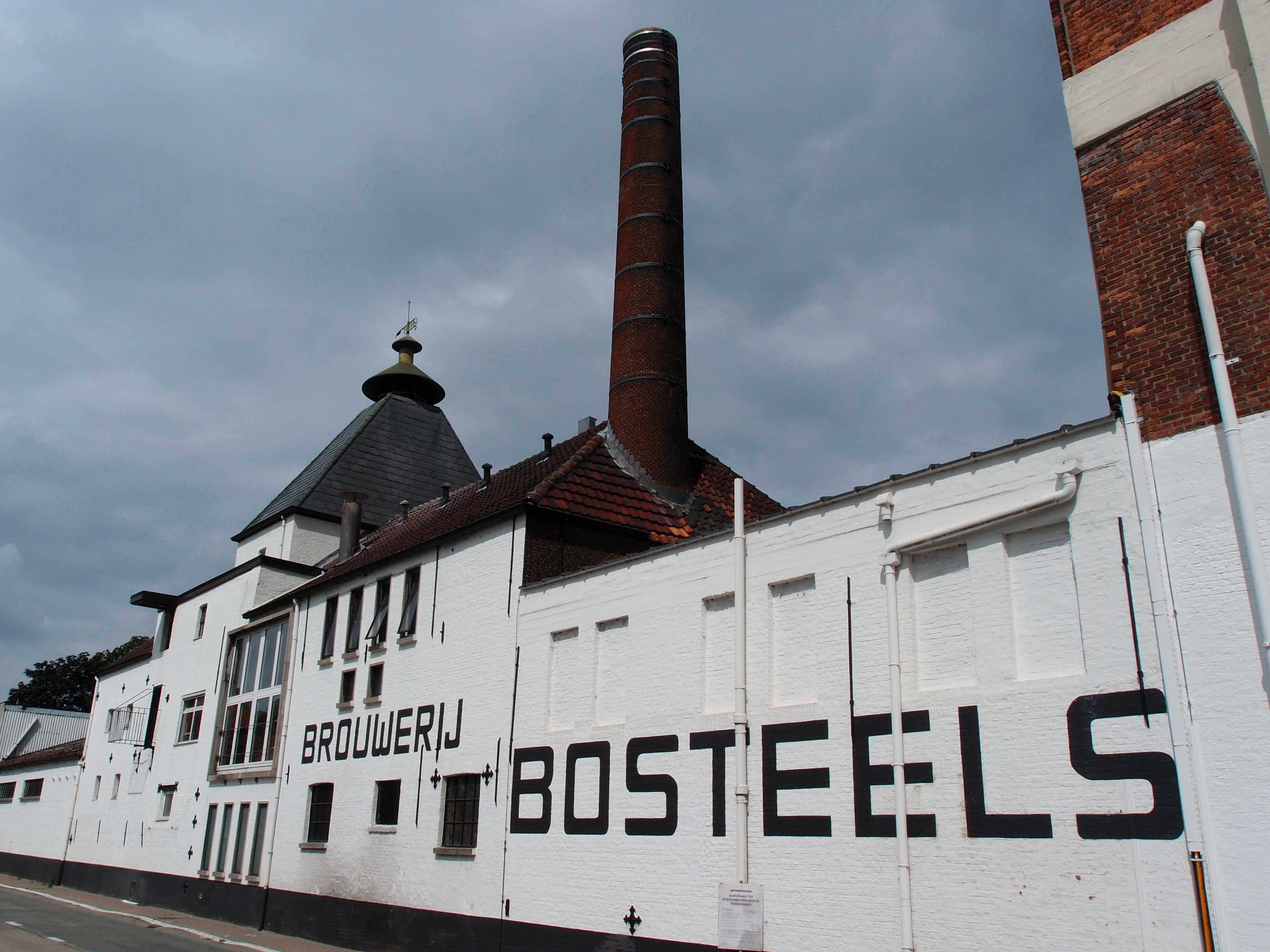 Teilansicht der belg. Familienbrauerei Bosteels in Buggenhout
Datum: 29.05.2014
Urheber: M. Pfeiffer alias Benutzer:Gordito1869
Quelle: Privates Fotoarchiv des Urhebers