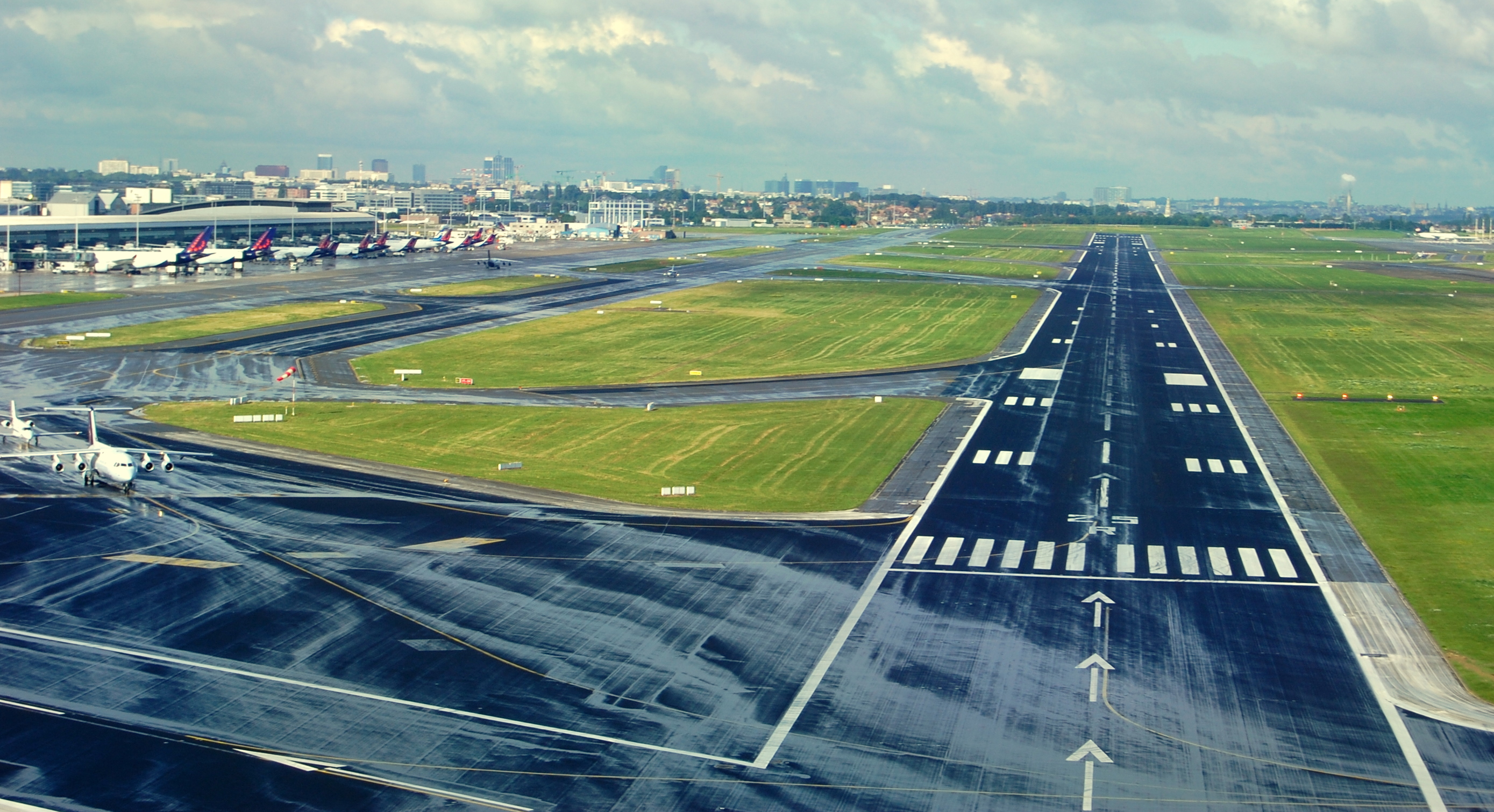 View of Brussels Airport while landing on runway 25R