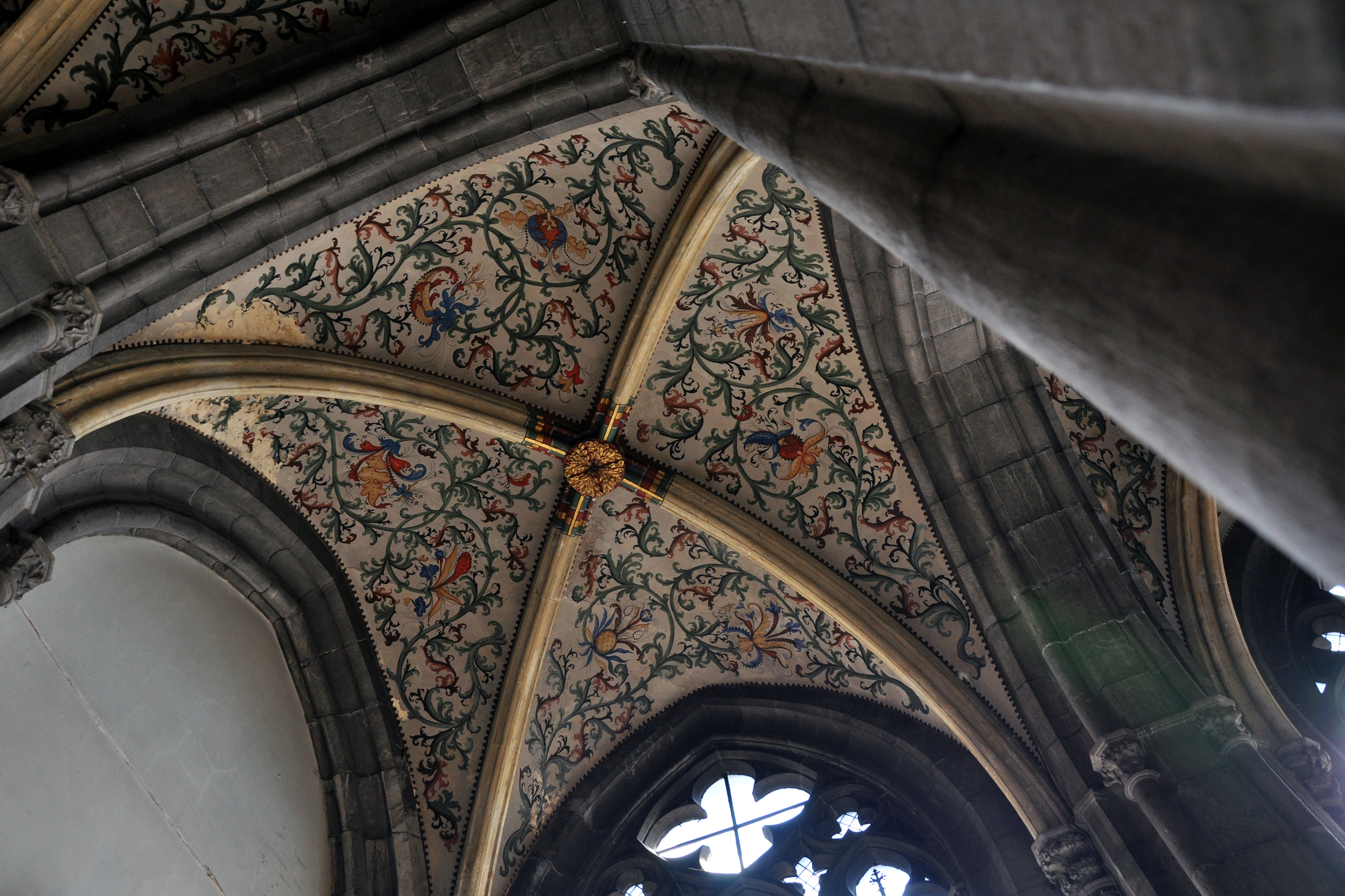 Cathédrale Saint-Paul de Liège: la voûte d'une chapelle.