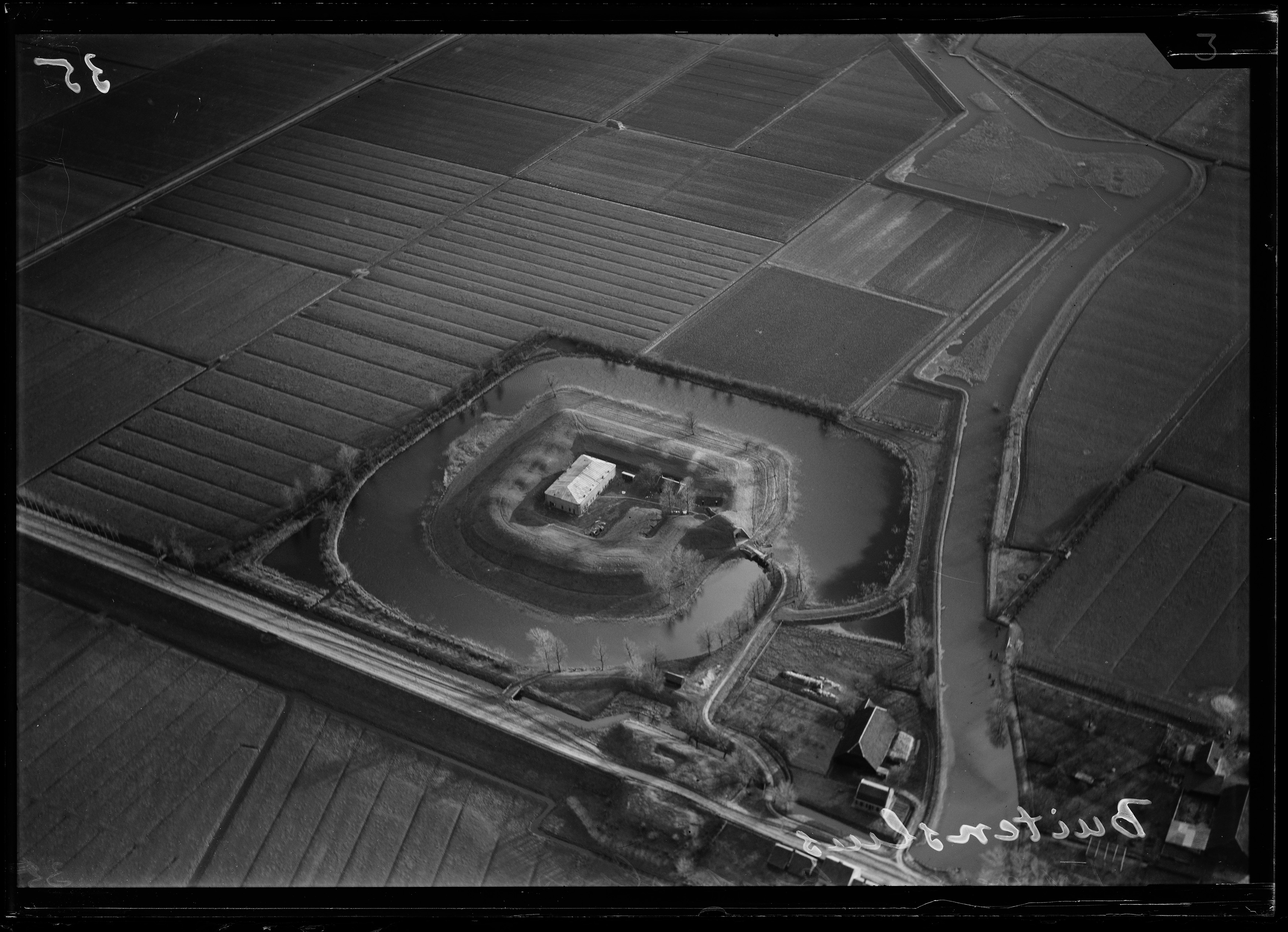 Aerial photograph of Bovensluis, Moerdijk, The Netherlands