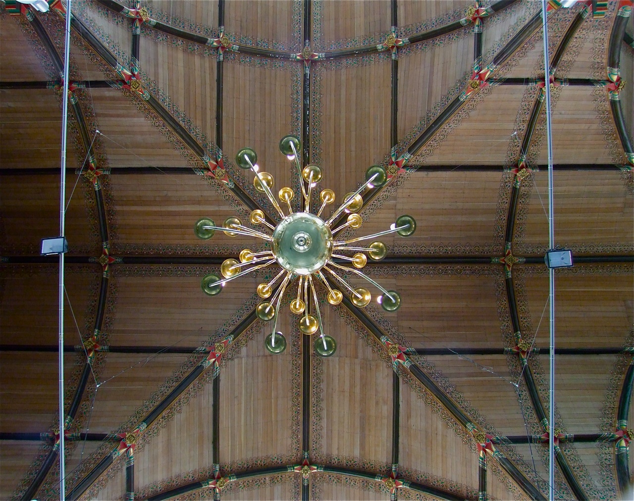 Den Haag Grote of st Jacobskerk houten plafond met geschilderde versieringen

This is an image of rijksmonument number 17970Information from structured data:
location of creation: The Hague→South Holland→Netherlands
depicts instance of: Grote of Sint-Jacobskerk→church building→type of building→classification scheme→variable-order class