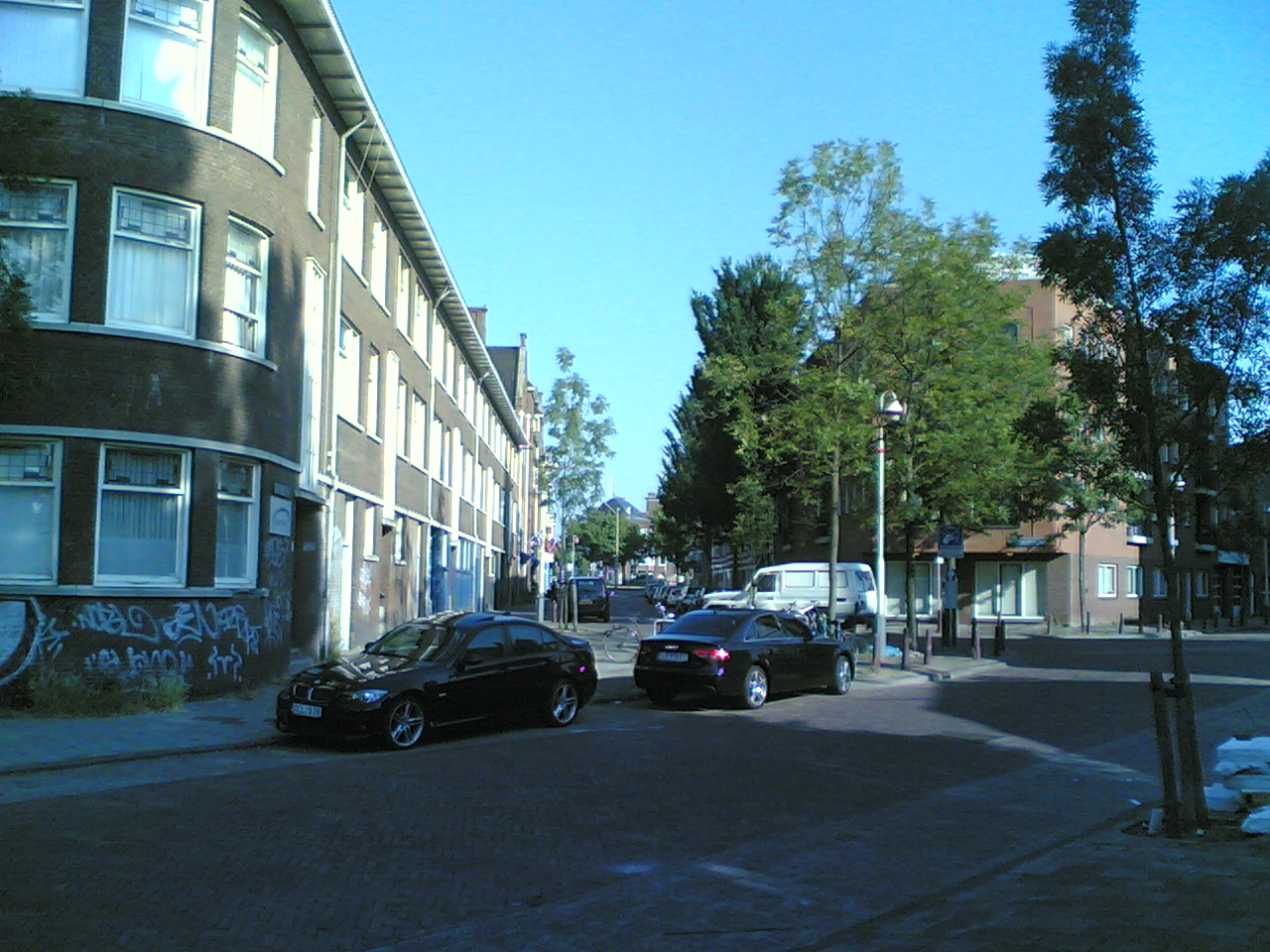Scheepmakersstraat in Den Haag. Op nummer 22 was Pension Vogel dat in 1993 afbrandde.