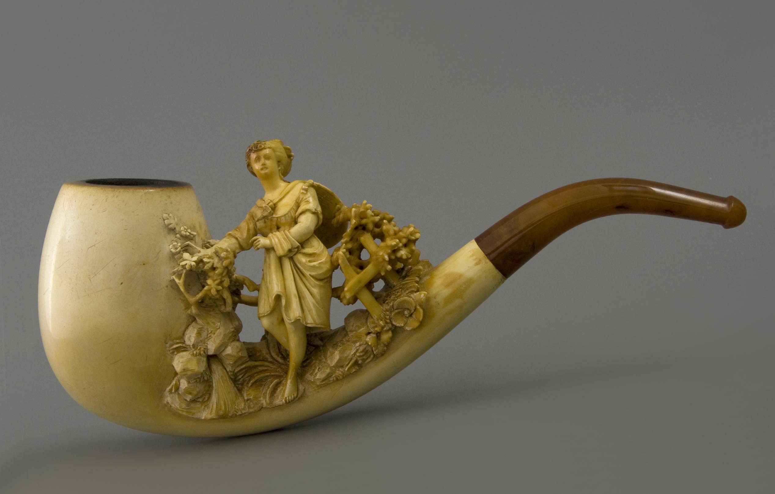 Carved meerschaum pipe, made in United States, 1890 (collection Pijpenkabinet, Amsterdam)