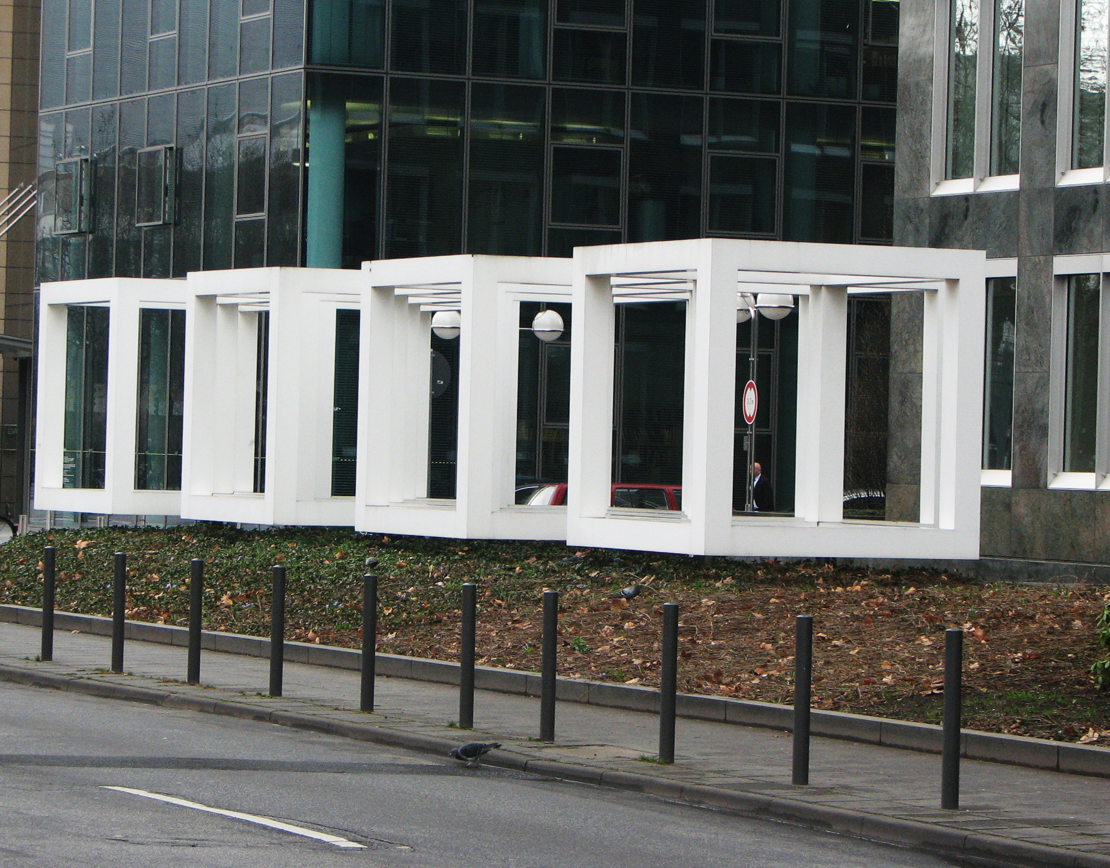 Sculpture White Cubes by Sol LeWitt in 1991 in Frankfurt/Main, Gallus-Anlage 7, Germany