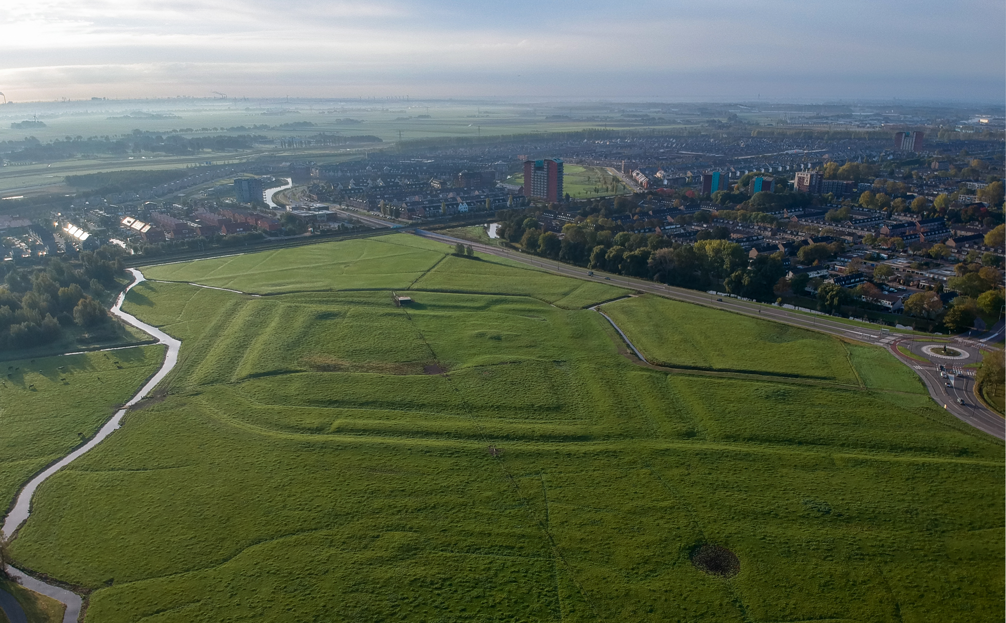 Restanten van het kasteel Oud Haerlem gezien vanuit de lucht (oktober 2018)