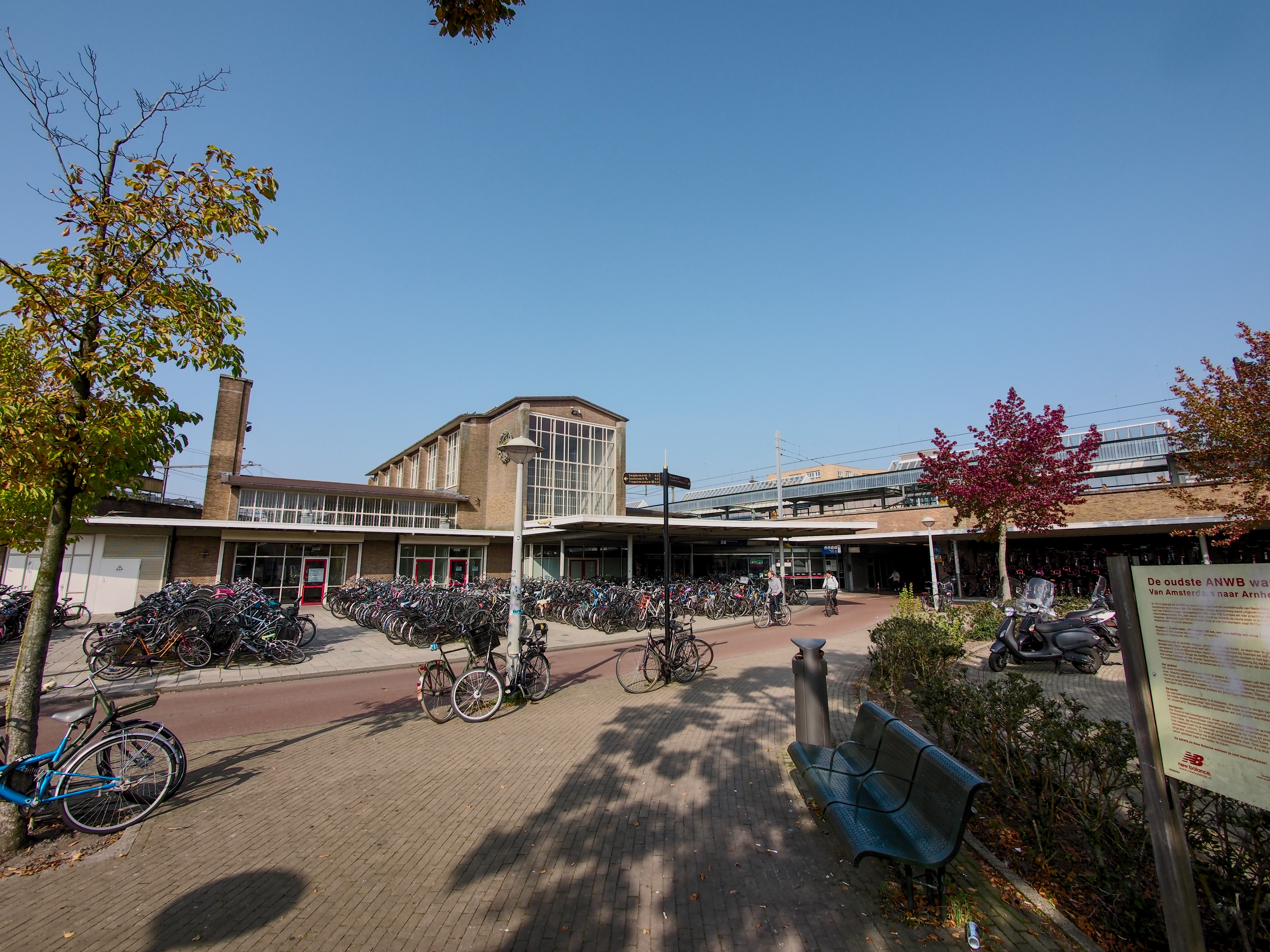 Station Amsterdam Muiderpoort seen from the Oosterspoorplein.