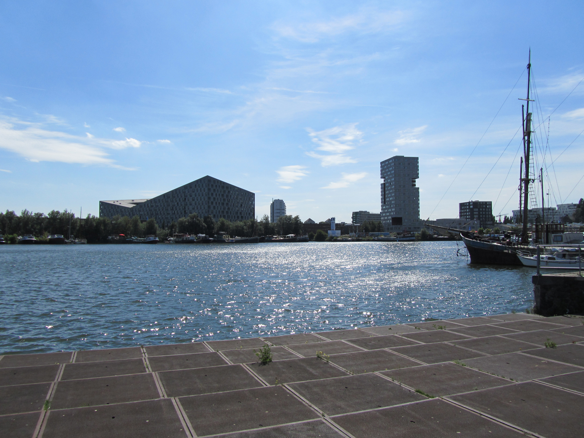 Modern architecture in the Eastern Docklands of Amsterdam. View south from Levantkade on Java-eiland towards Sporenburg. On the left is the apartment building The Whale.