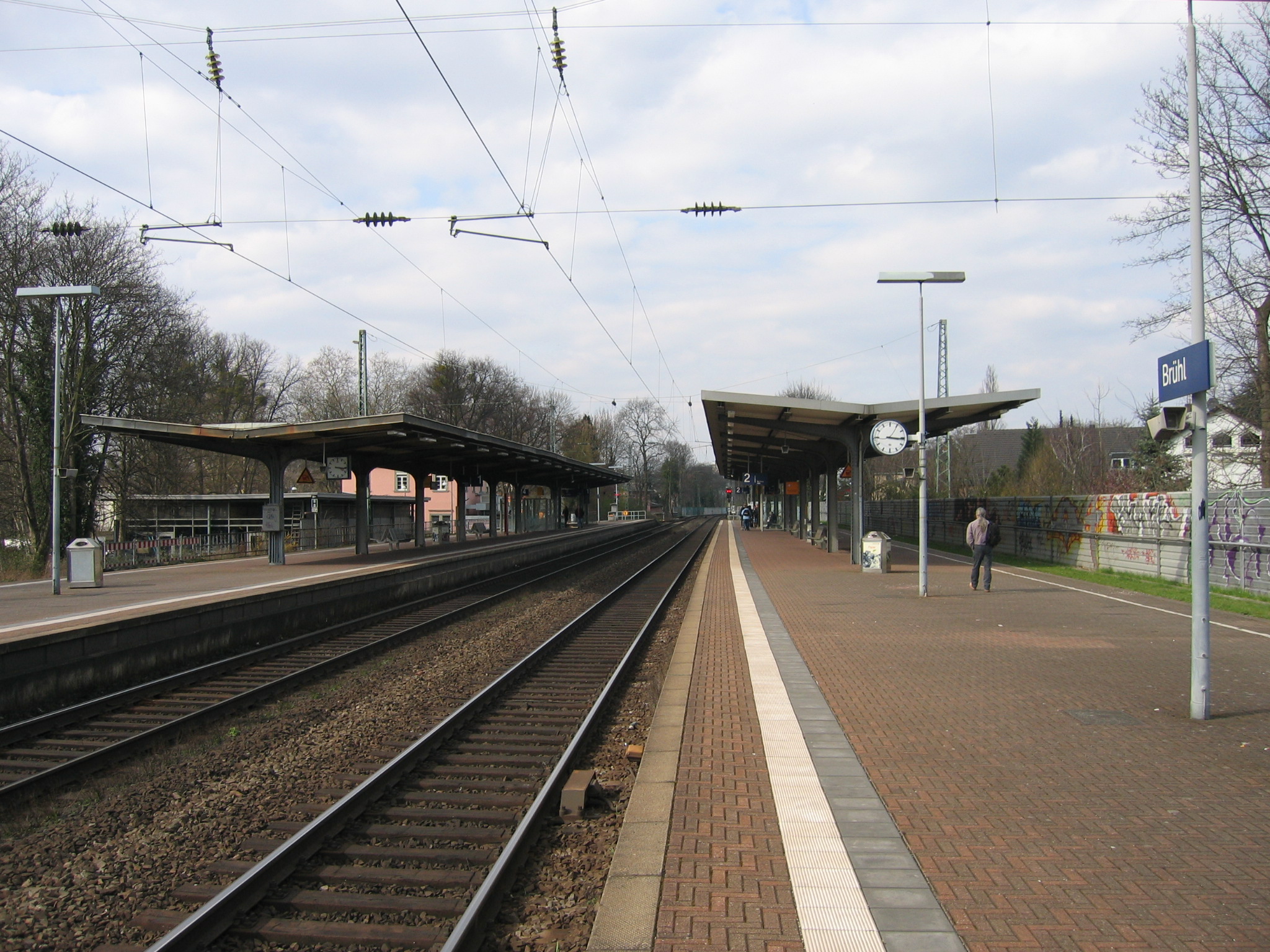 Bahnhof Brühl, Rhein-Erft-Kreis. Blick in Richtung Norden.
