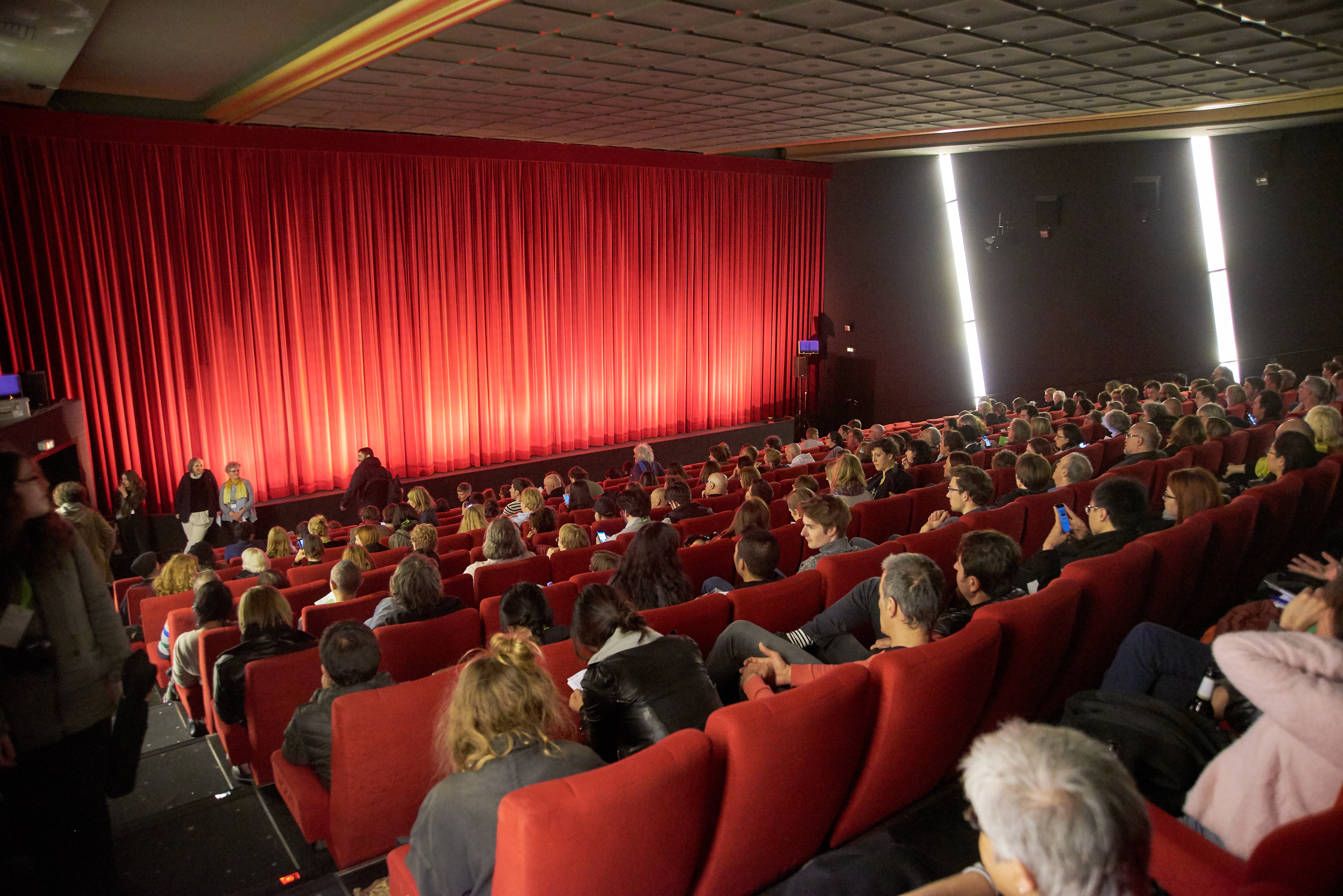 Voller Saal im Festivalkino Lichtburg Oberhausen bei den Kurzfilmtagen 2019