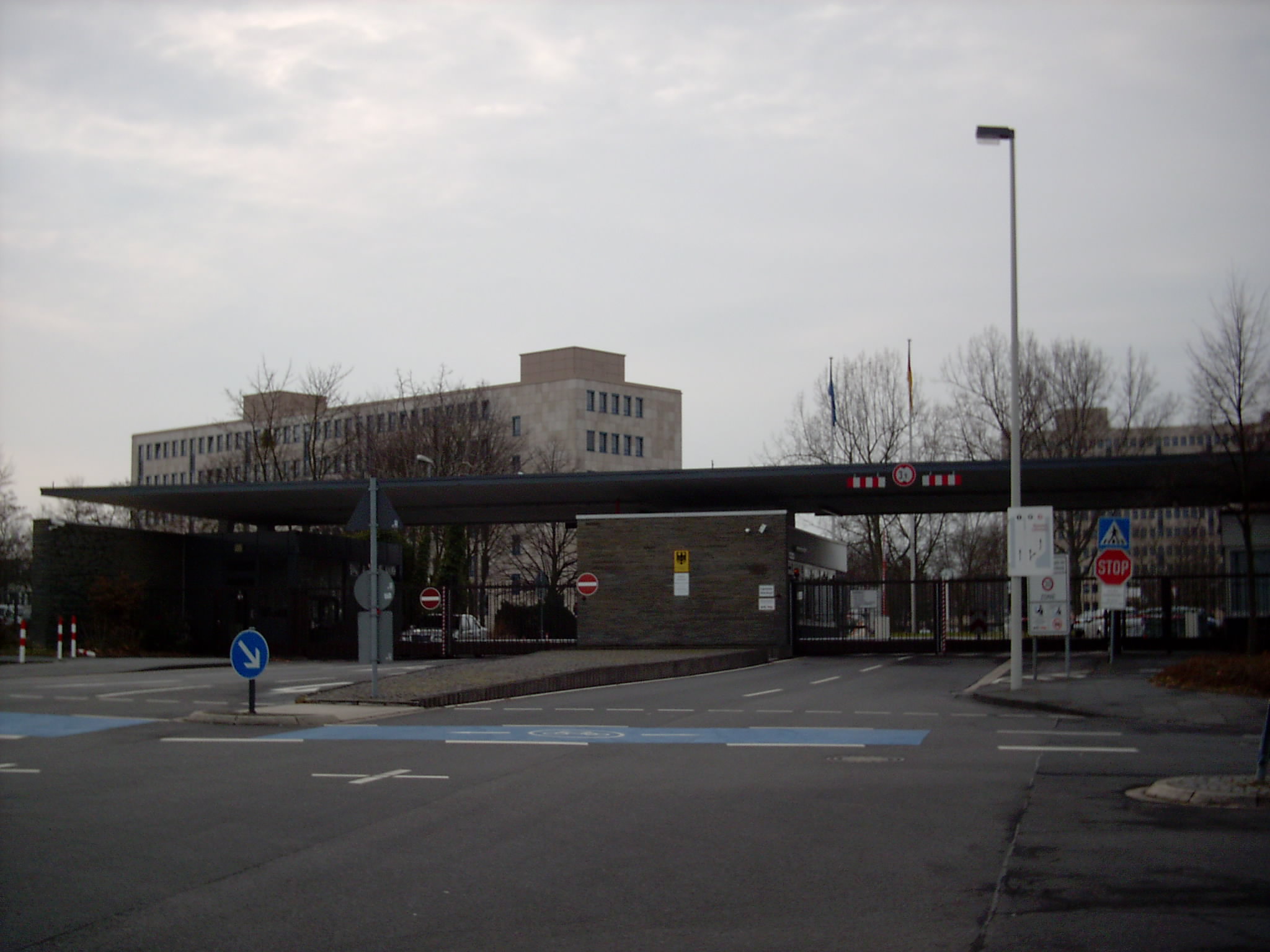Entrance to the Federal Ministry of Defense in Bonn. The building is located on the “Hardthöhe”, an elevation in the west of Bonn.