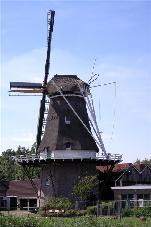 De Hoop, molen te Stiens