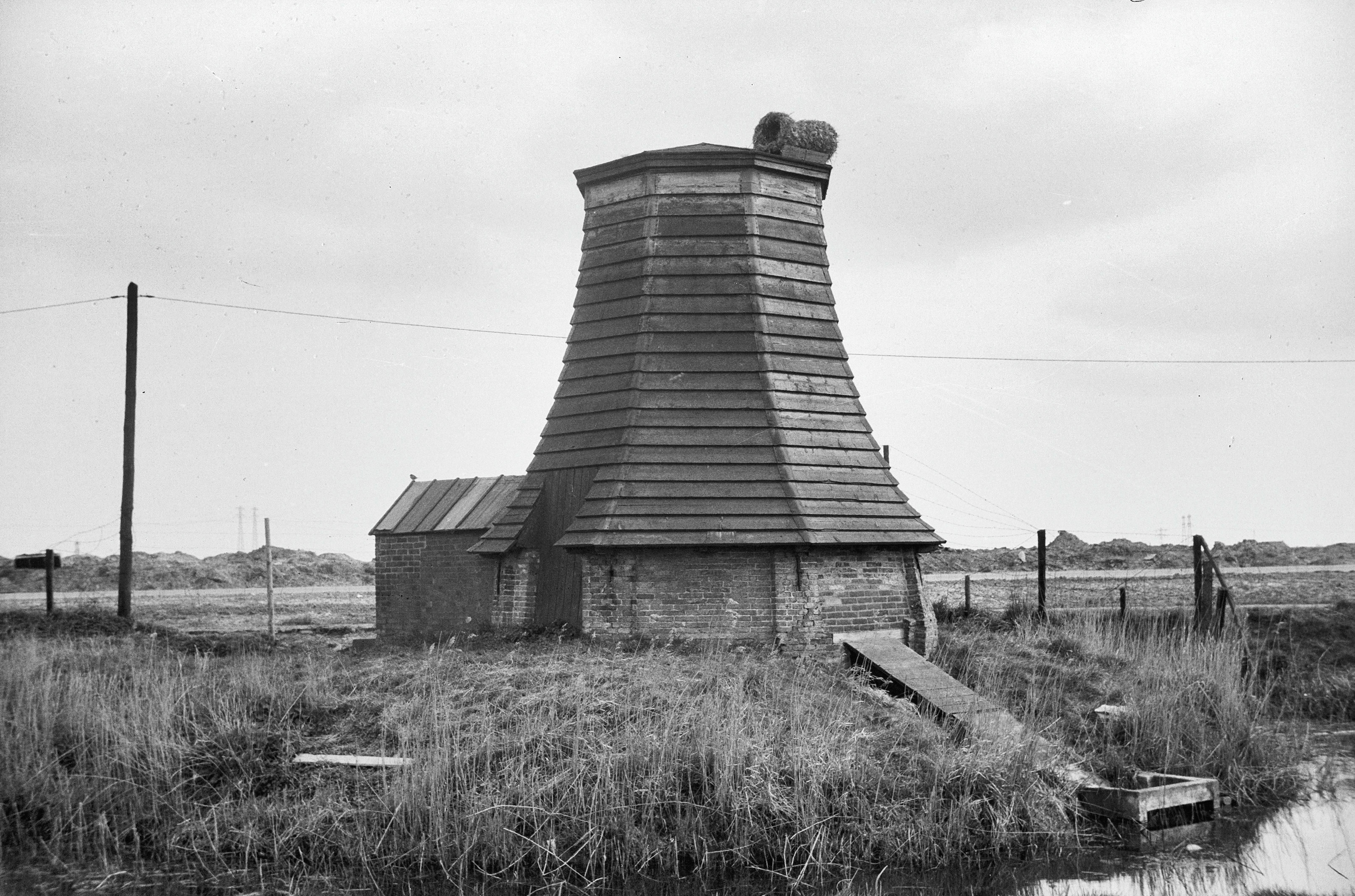Molen van Boonstra's Polder: Romp van een monniksmolen.