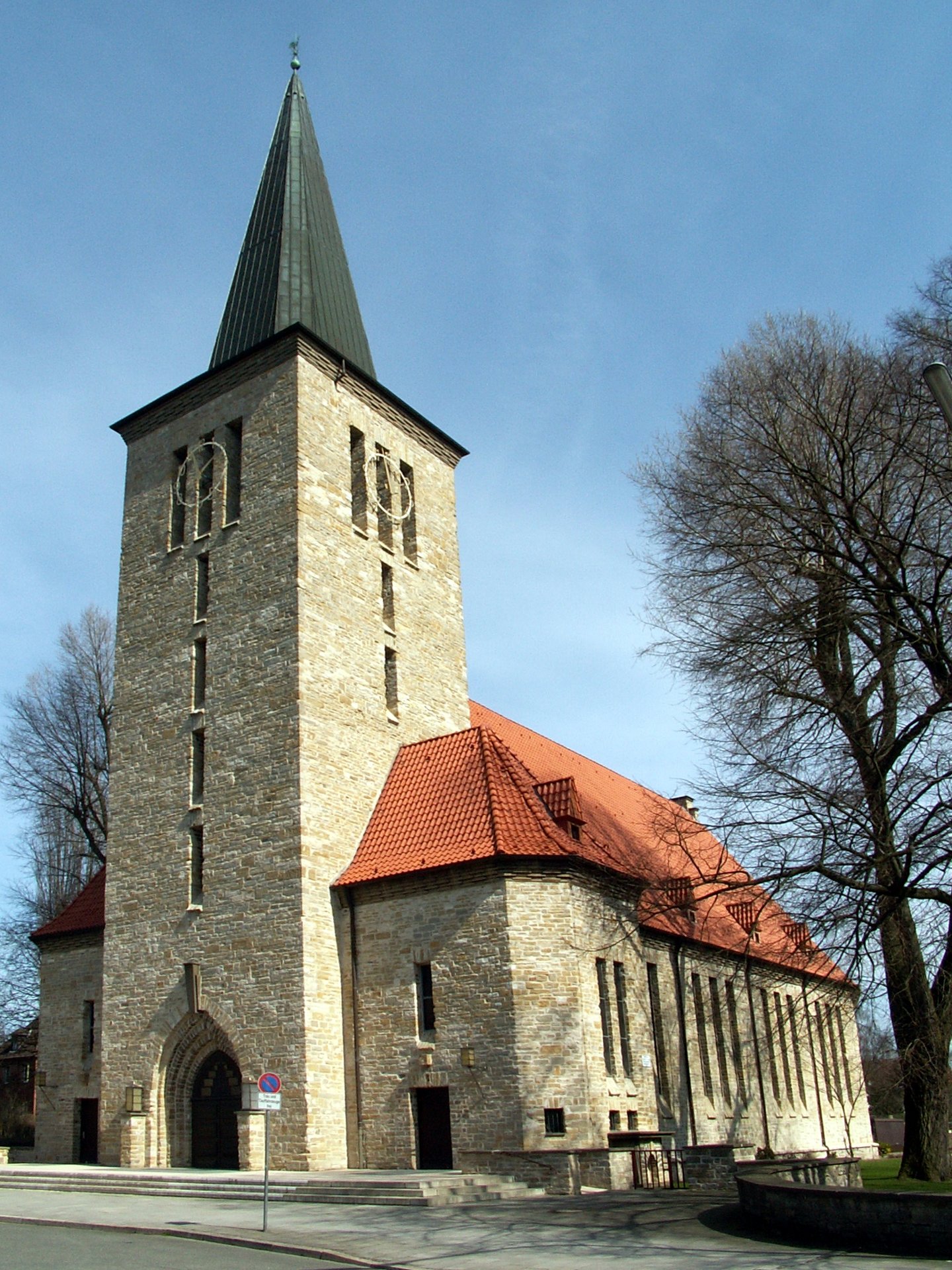 ev. Pauluskirche in Osnabrück, Stadtteil Schinkel, Ansicht von Südwesten