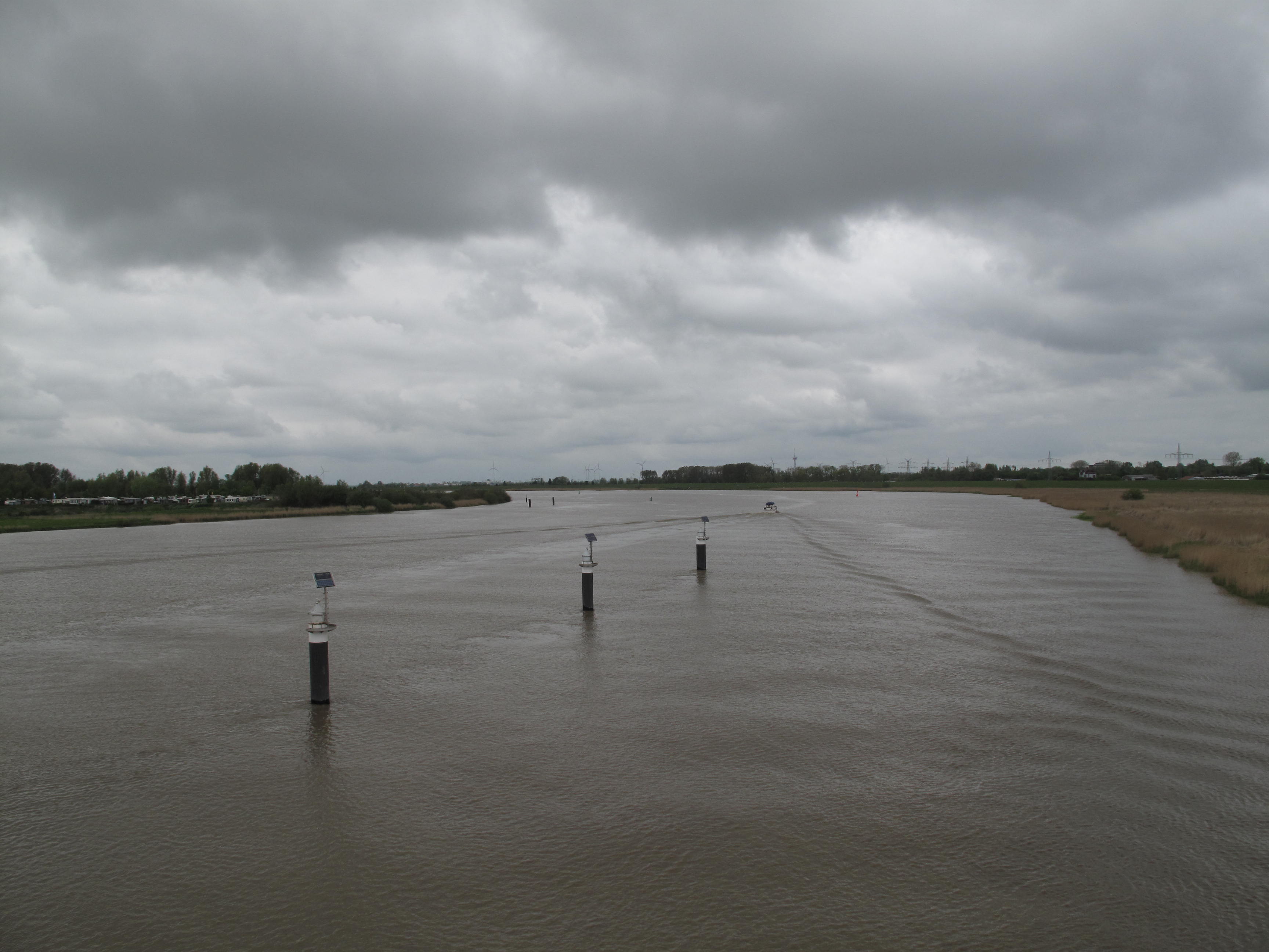 near Leer, river: the Eems