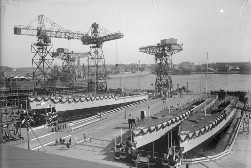 For documentary purposes the German Federal Archive often retained the original image captions, which may be erroneous, biased, obsolete or politically extreme. In Wilhelmshaven laufen am 15. März 4 neue Zerstörer der Wolf-Klasse vom Stappel! Die 4 neuen Zerstörer vor dem Stappellauf auf der staatl. Marinewerft in Wilhelmhaven.