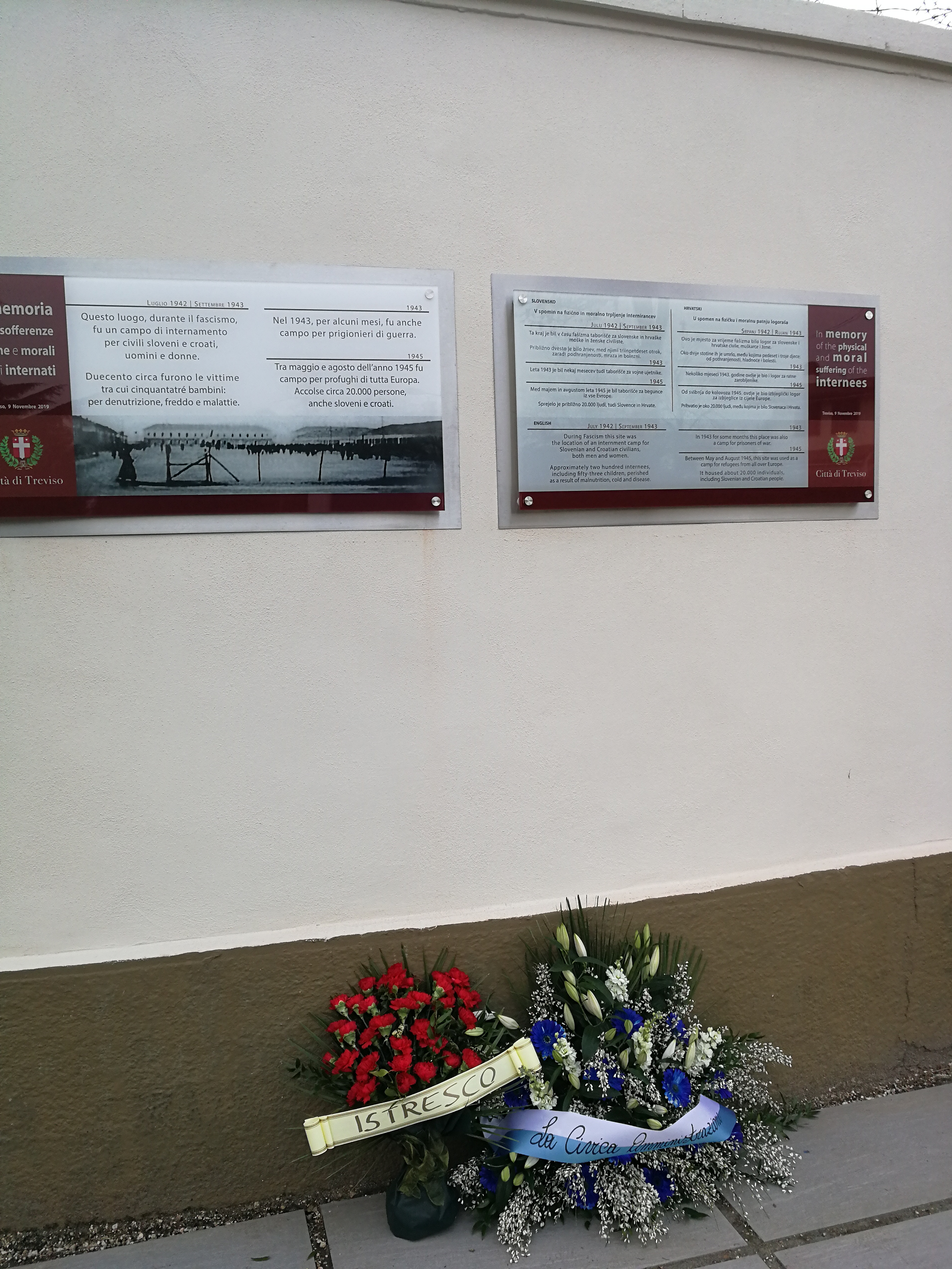 Memorial plaque on the outer walls of "Cadorin" barracks in Monigo (Treviso, Italy). Placed by Italian, Croatian and Slovenian authorities during a civil ceremony on November 9th, 2019.