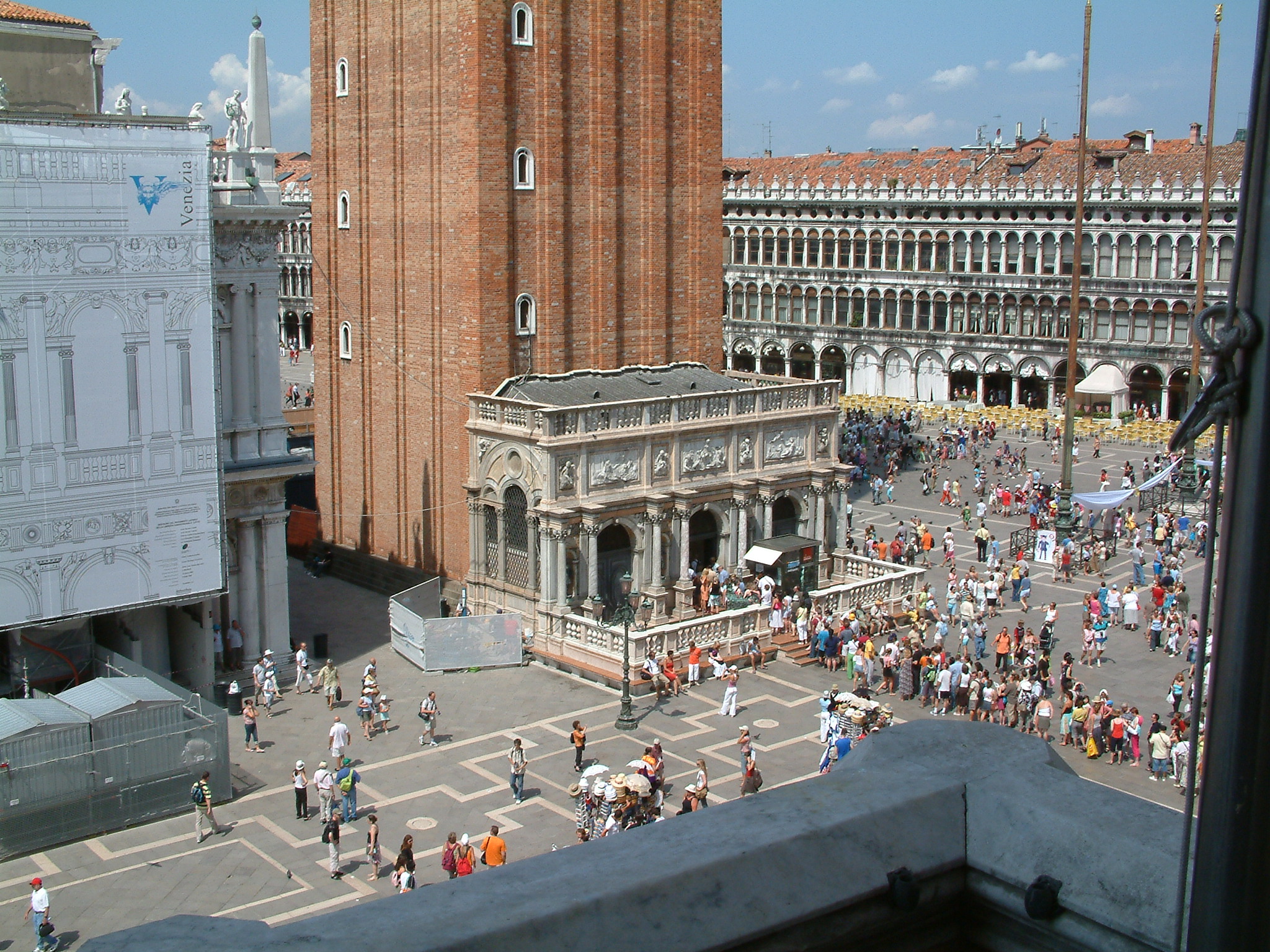 Loggetta of Campanile di San Marco, Venice, Italy.jpg