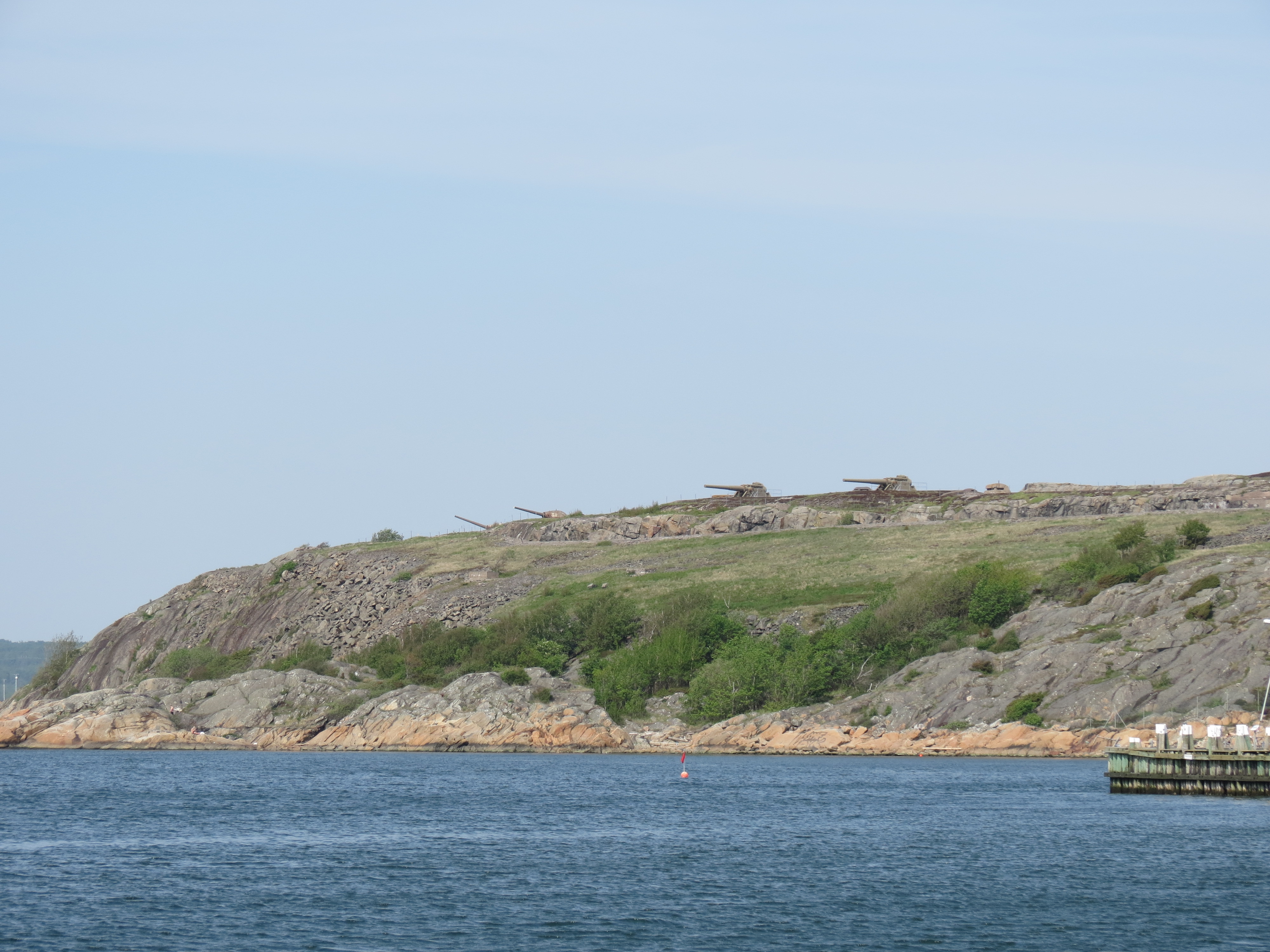 View over Älvsborgs Fortress (Oscar II's fort) in Gothenburg från the port in Långedrag.