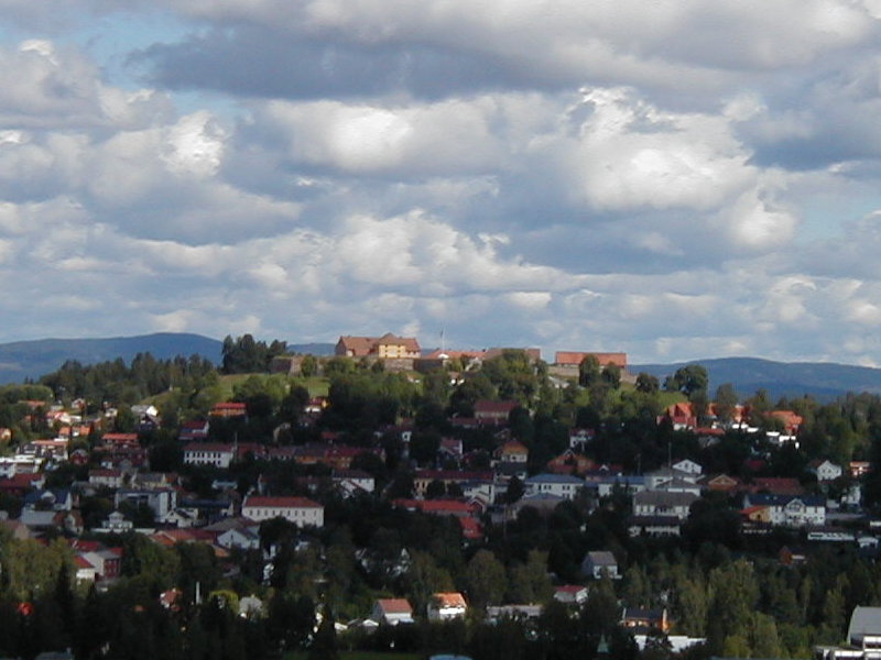 Tråstadberget in Kongsvinger with Kongsvinger Fortress and Øvrebyen. Taken from south.