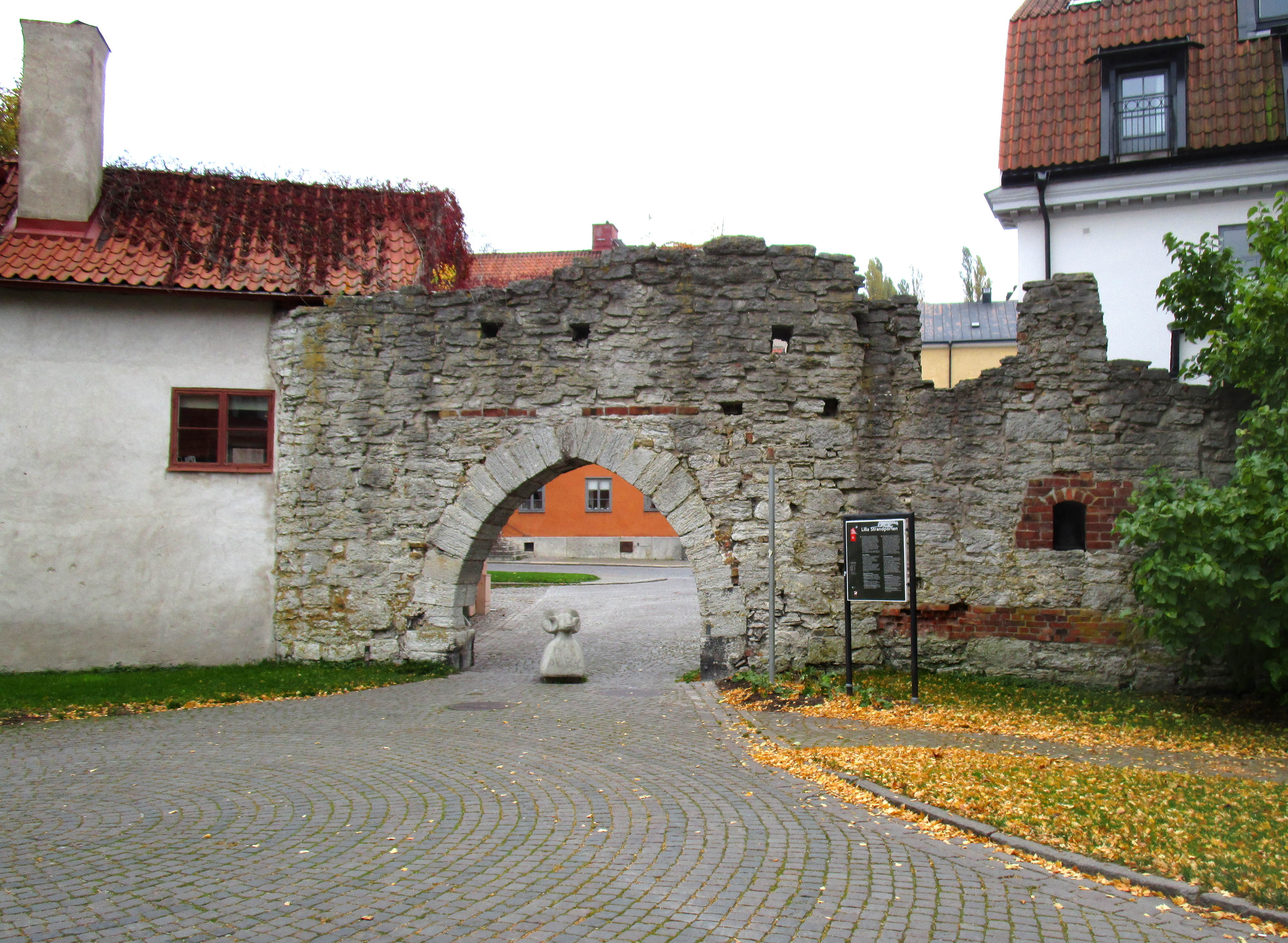 The Small Beach Gate, Visby City Wall, Visby, Gotland, Sweden.