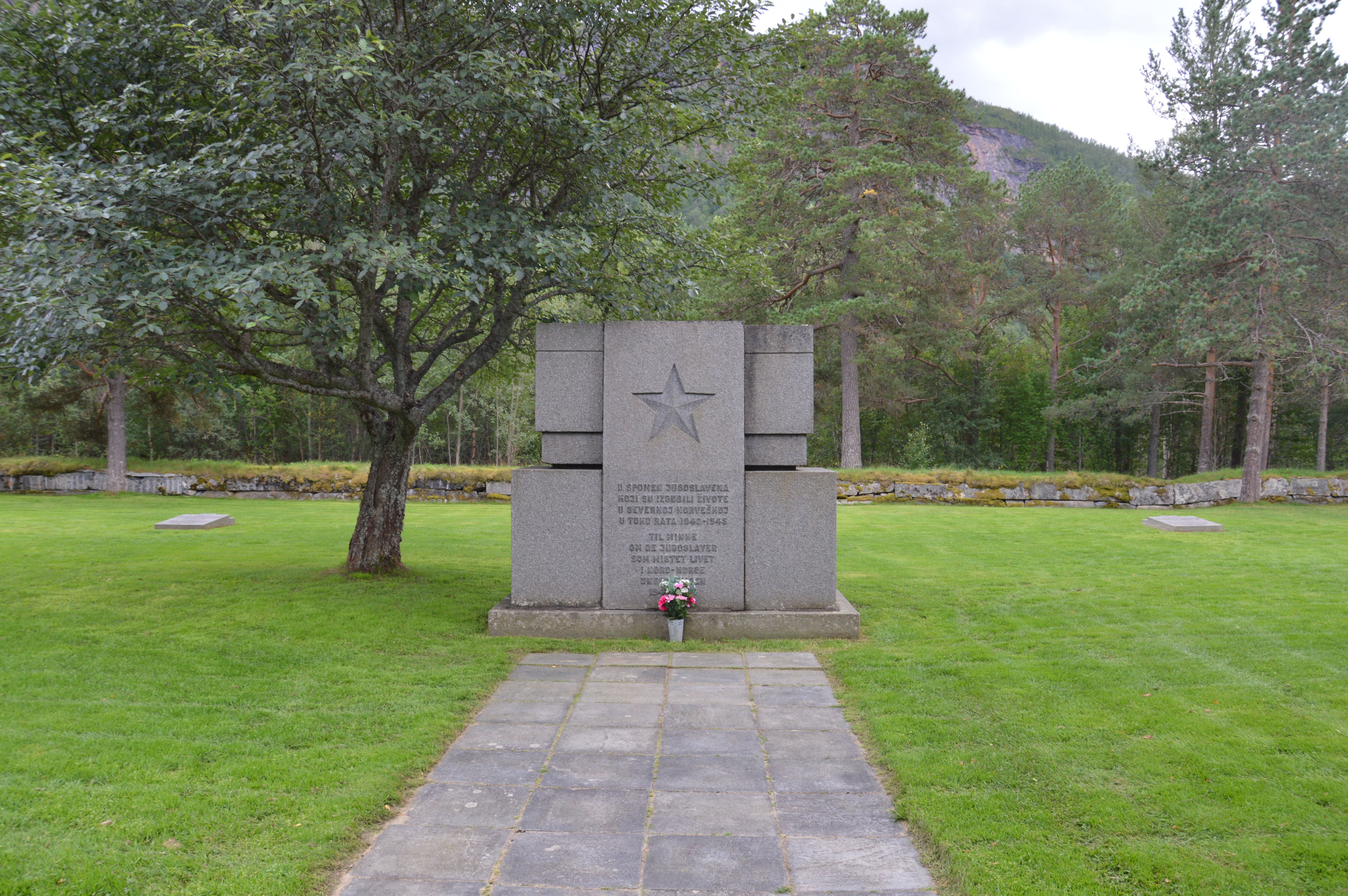 Churchyard for in Botn, Saltdal, Norway, for Jugoslav war prisoners who worked on the road