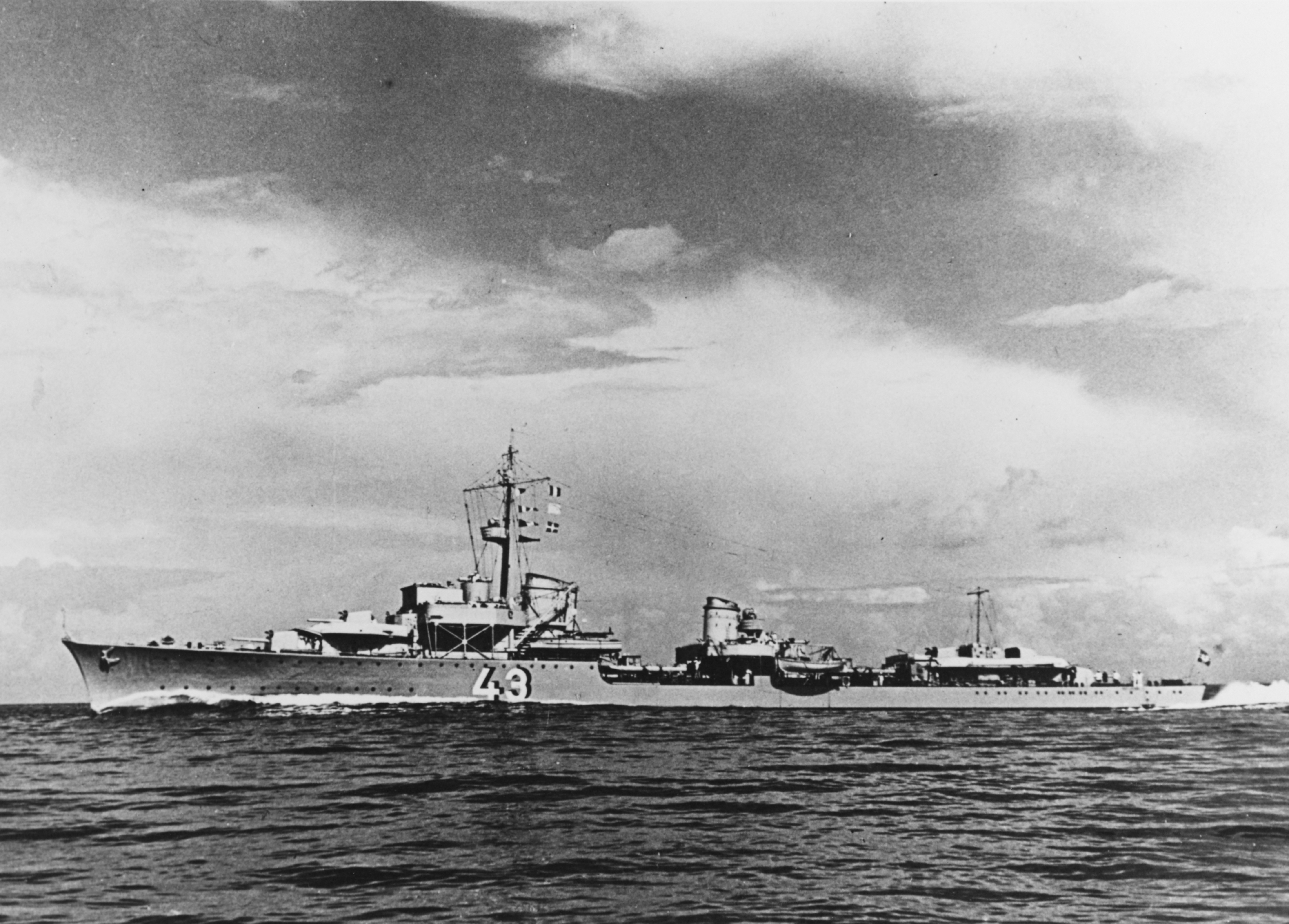 Z21 Wilhelm Heidkamp at sea