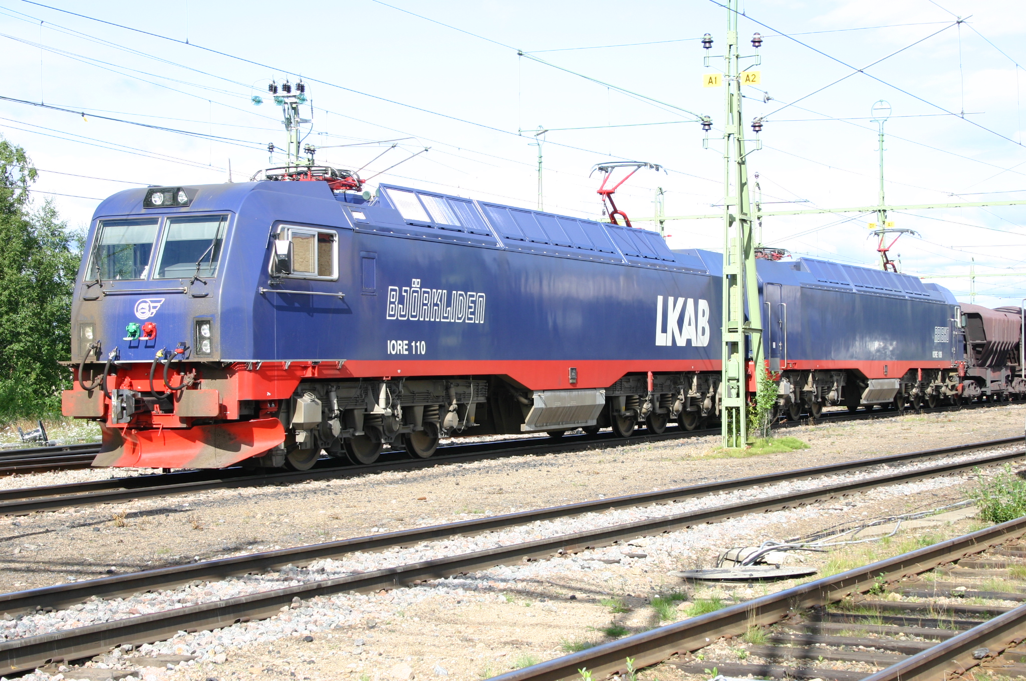 El-Lok IORE 110+109 Gällivare 11.08.04