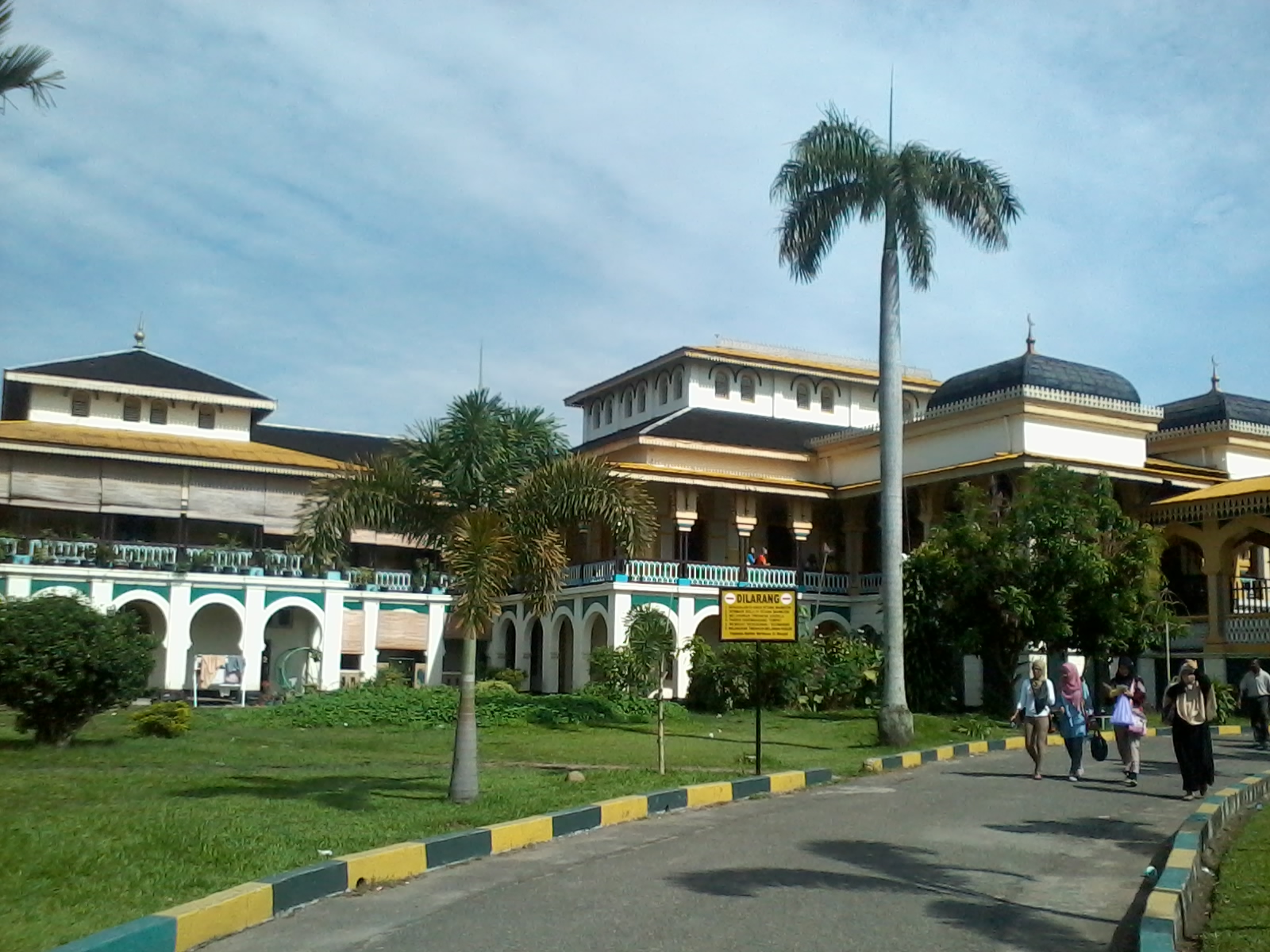 Istana Maimun(2013)