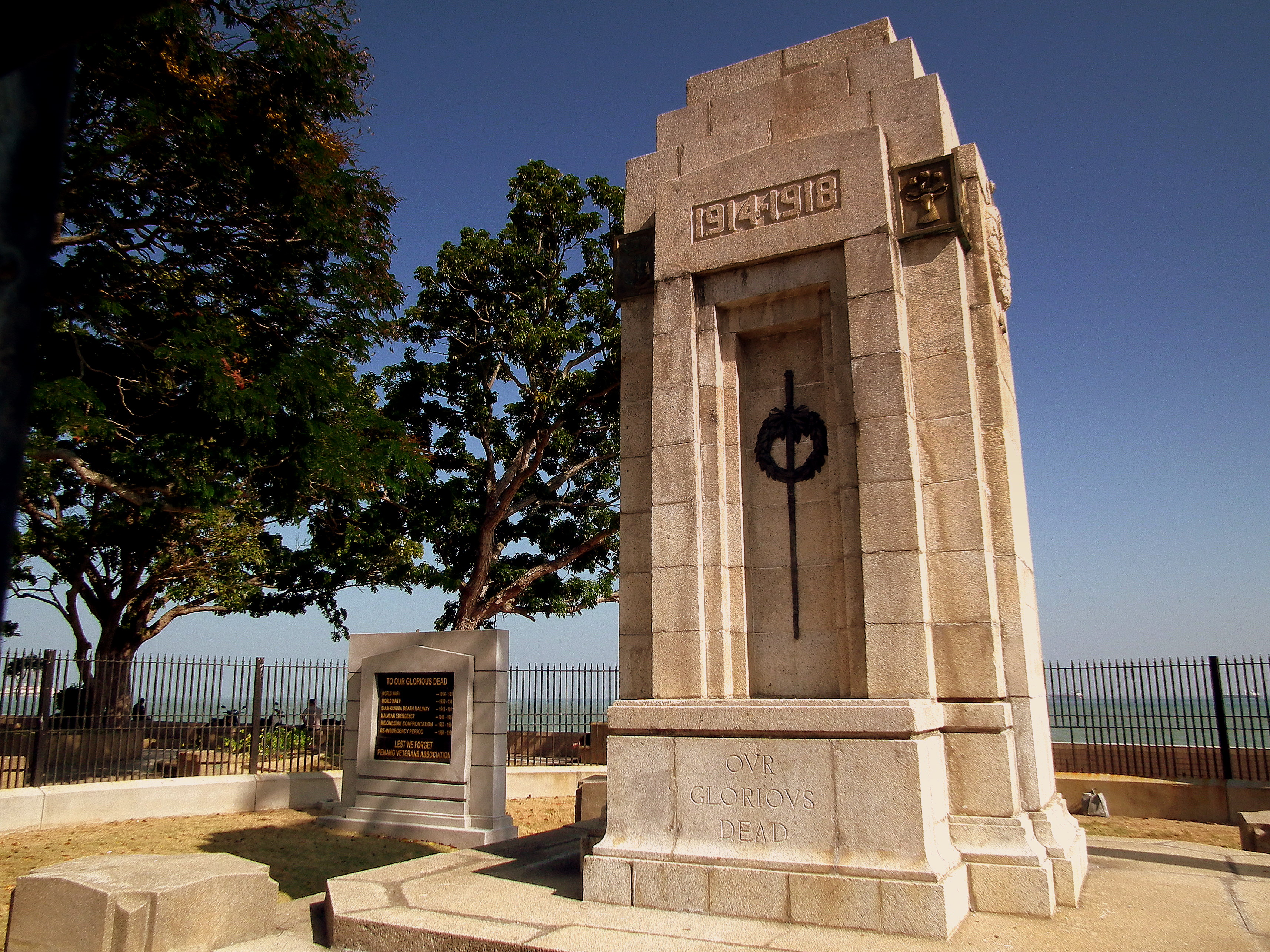 Memorial on the Georgetown waterfront to the dead of World war one from Penang