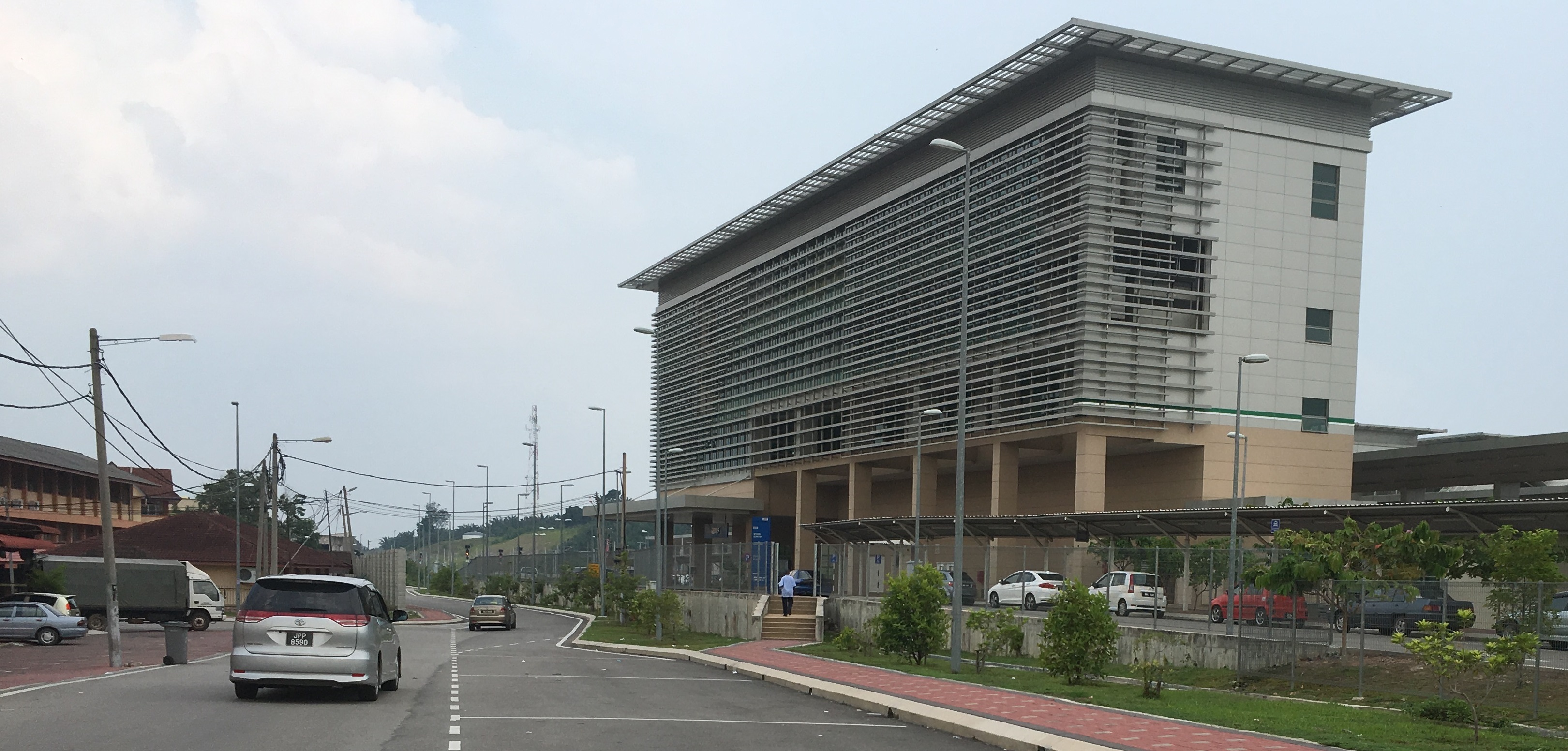 View of the new Gemas Railway Station which was constructed as part of the Seremban-Gemas Double Tracking and Electrification Project.