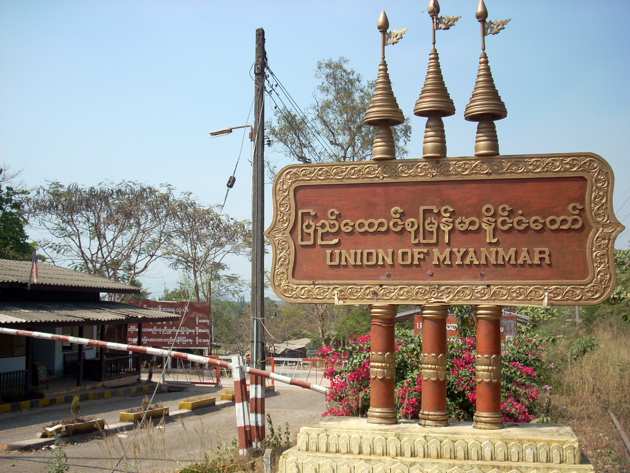 This is Three Pagodas Pass, the border checkpoint between Thailand and Myanmar (Burma). It has been closed for 9 months.
