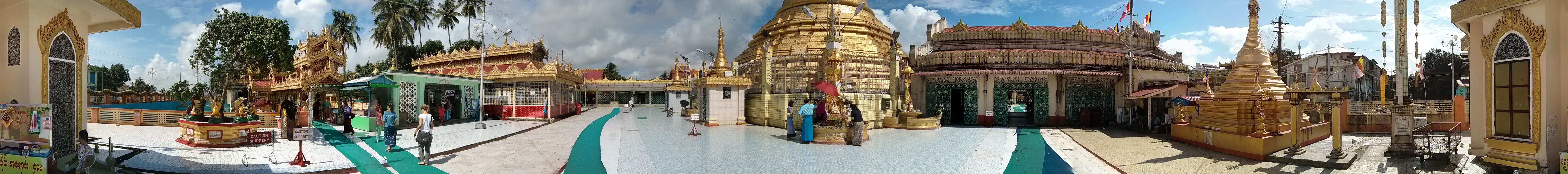 Botataung Paya, Yangon, Myanmar, 2013, Panorama of Southern square