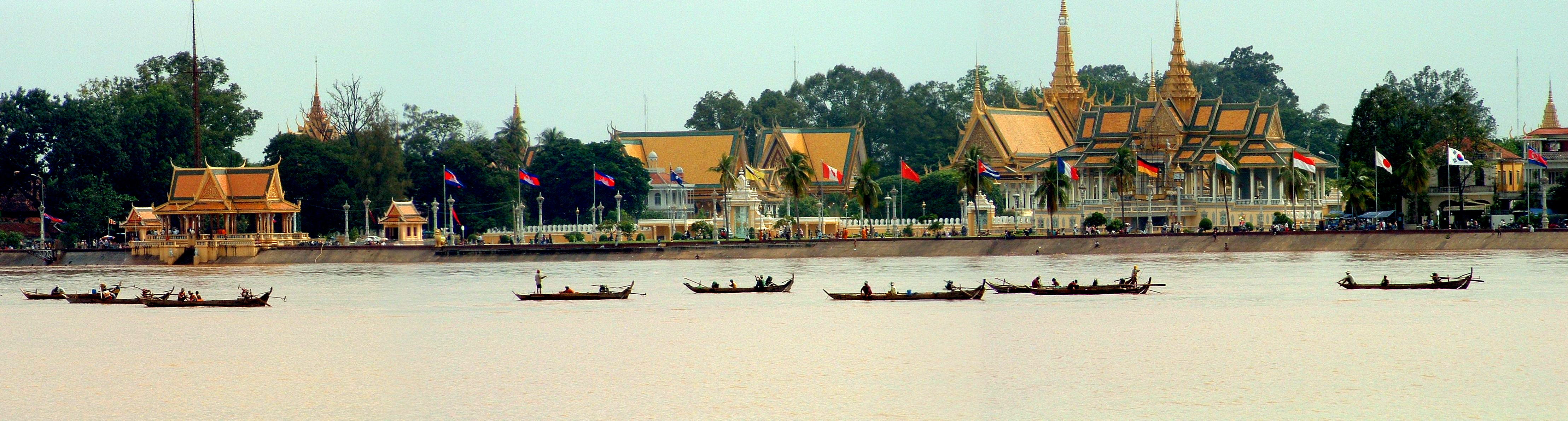 Cambodia, Phnom Penh, Royal Palace as seen from acros Tonle Sap River