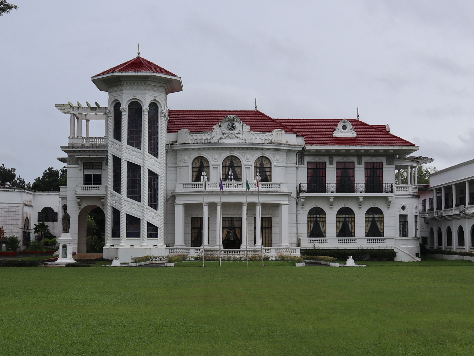 Angelicum School Iloilo Lizares Mansion, Radial Road 4, Jaro, Iloilo City