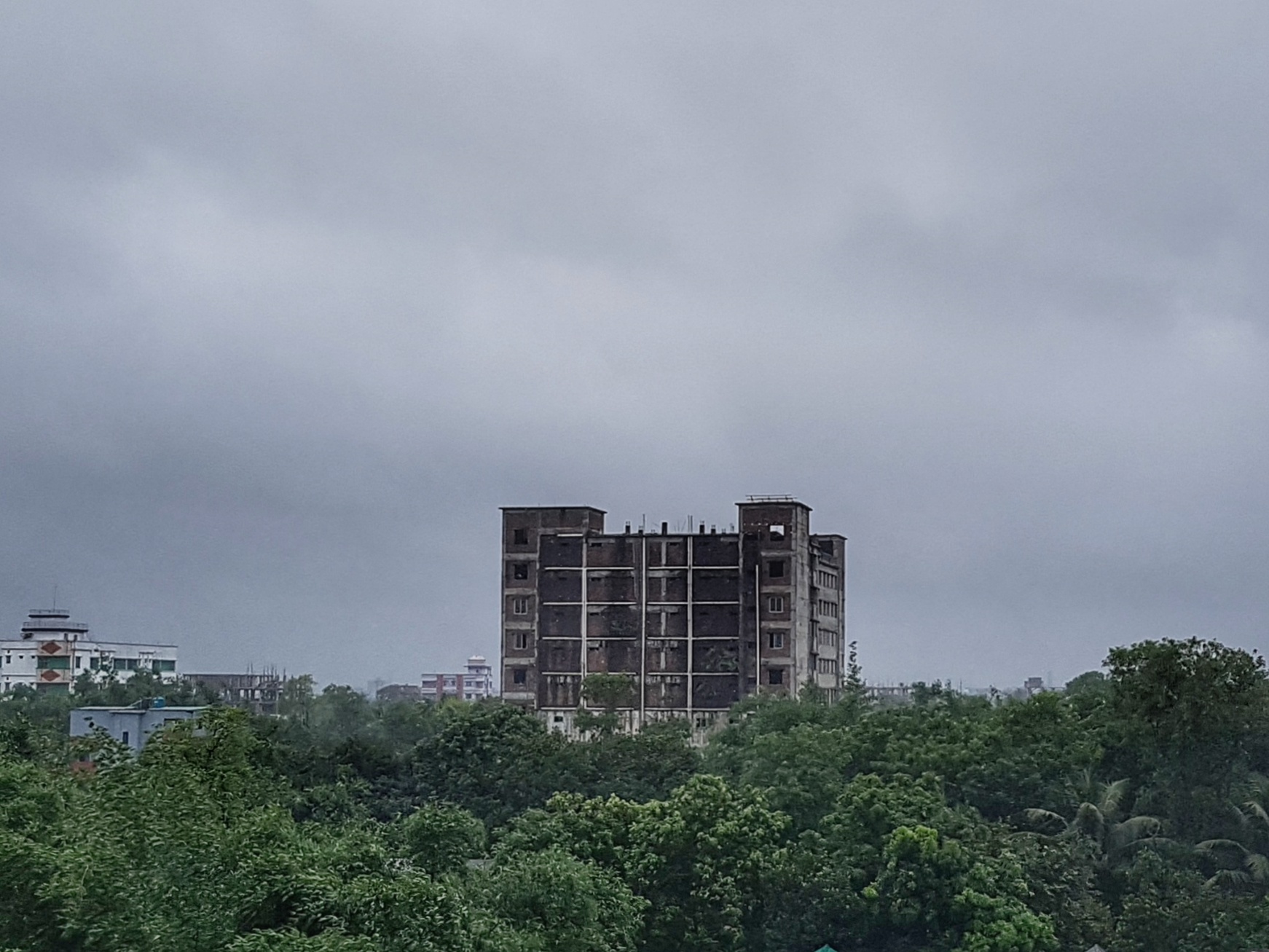Captured from 30m away ... view of top floors
