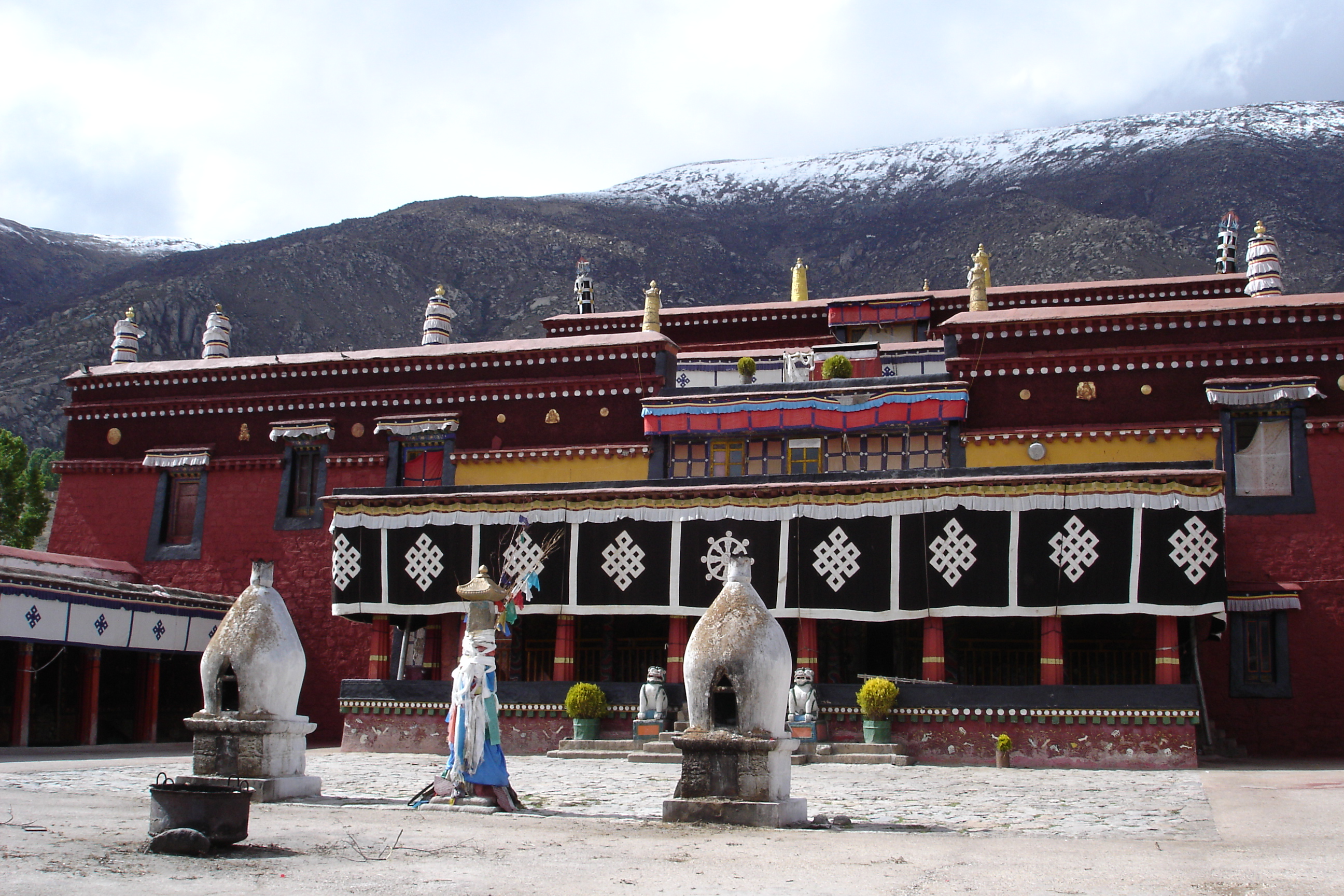 Nechung monastery (Tibet Autonomous Region, People's Republic of China).