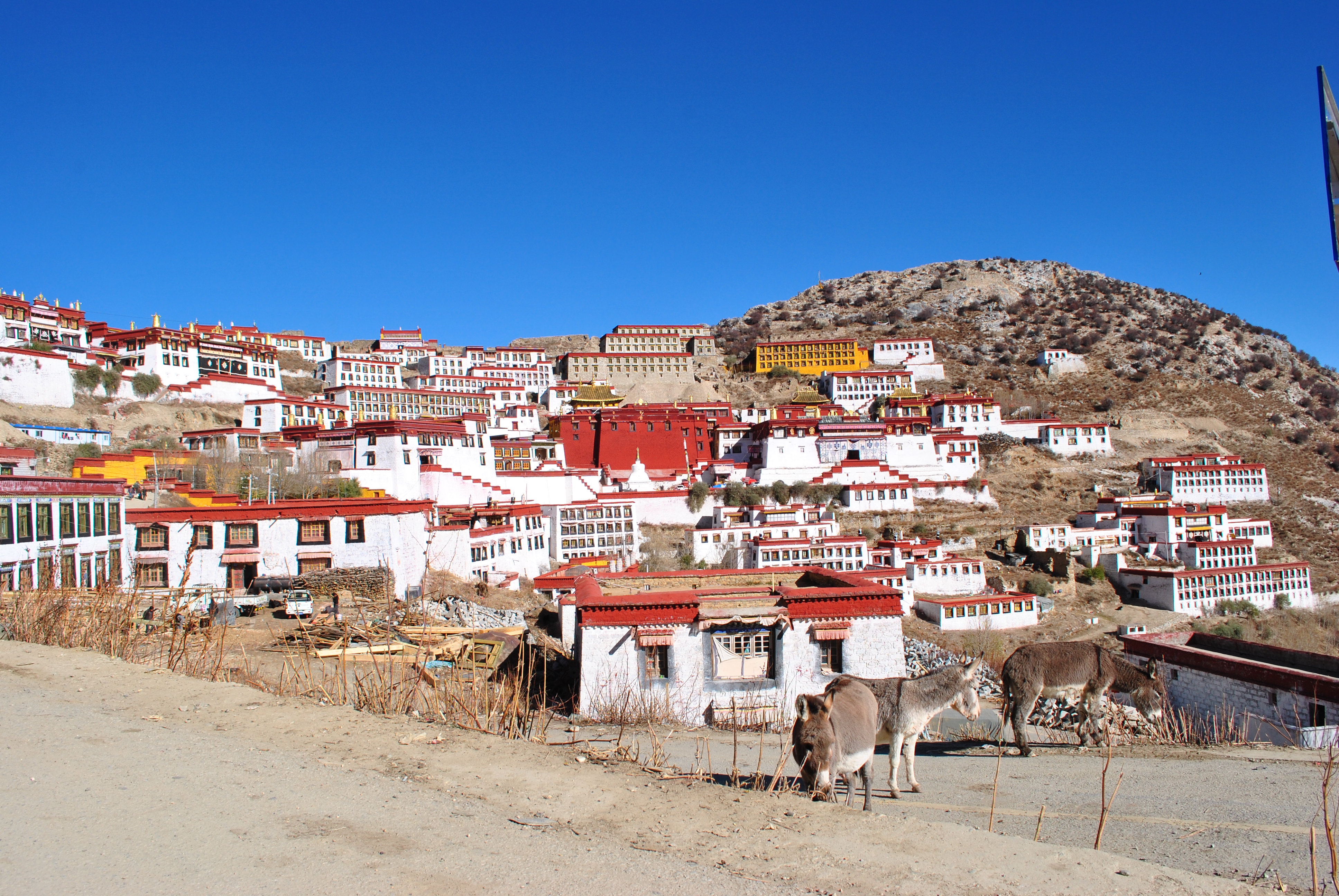 Ganden monastery in 2013