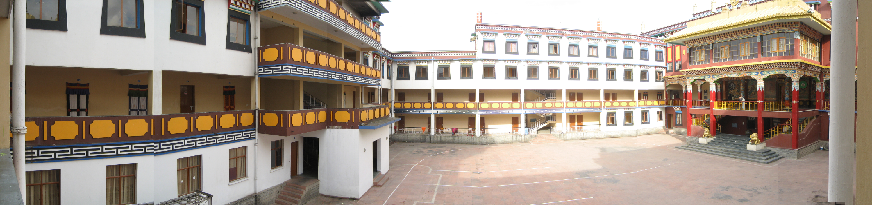 Palpung Sherabling — Tibetan Buddhist monastery in Himachal Pradesh, Northern India.
Part of the Palpung Monastery of Sichuan.