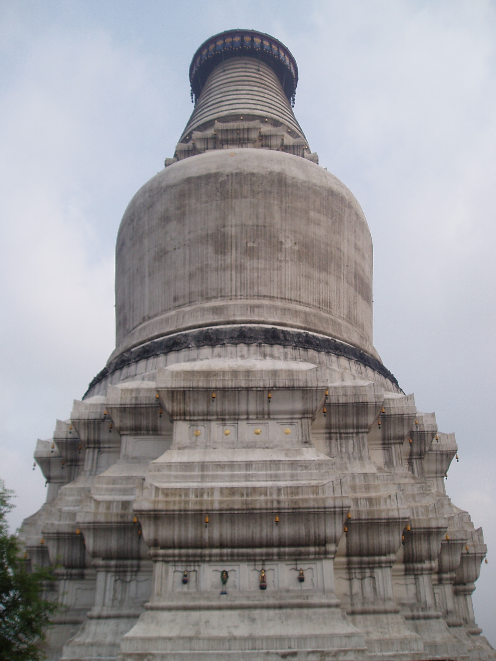 The Great White Pagoda of Tayuan Temple in Wutaishan, Shanxi province, China. It was built in 1582 (as inscribed on a stone tablet there), during the Ming Dynasty