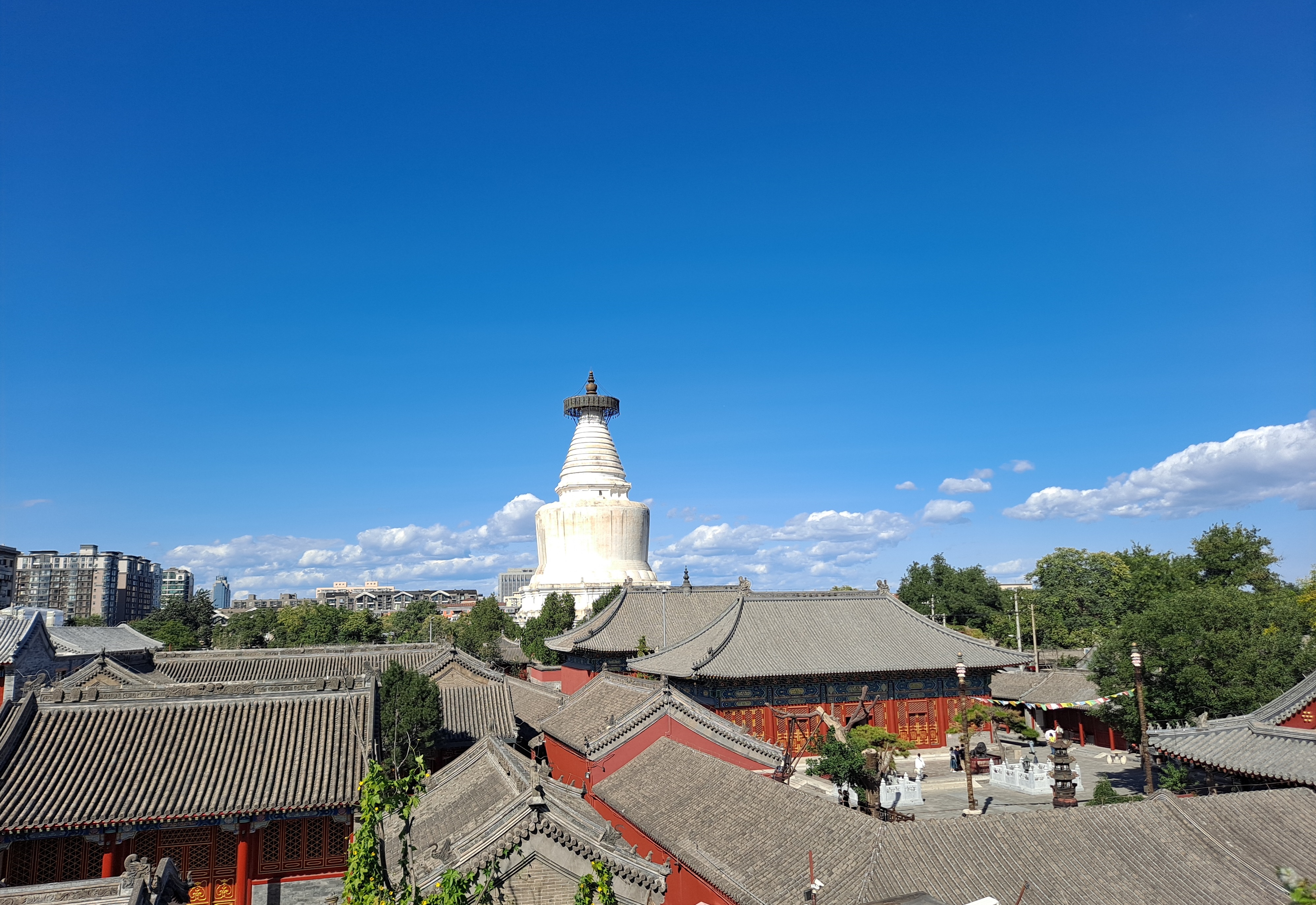 Miaoying Temple