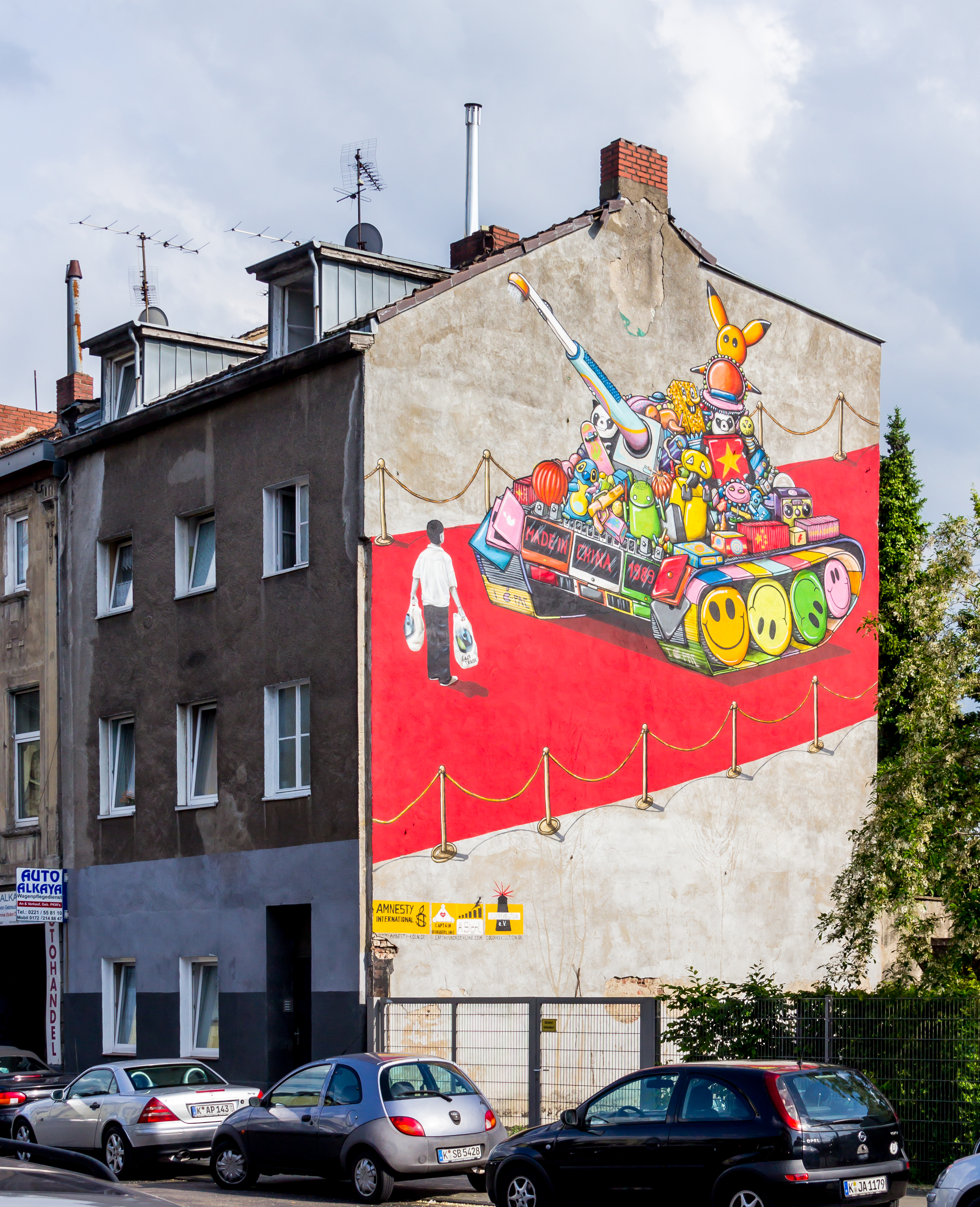Mural "tankman" in memory of the Tiananmen massacre of 1989. Vogelsanger Straße 283, 50825 Köln-Ehrenfeld