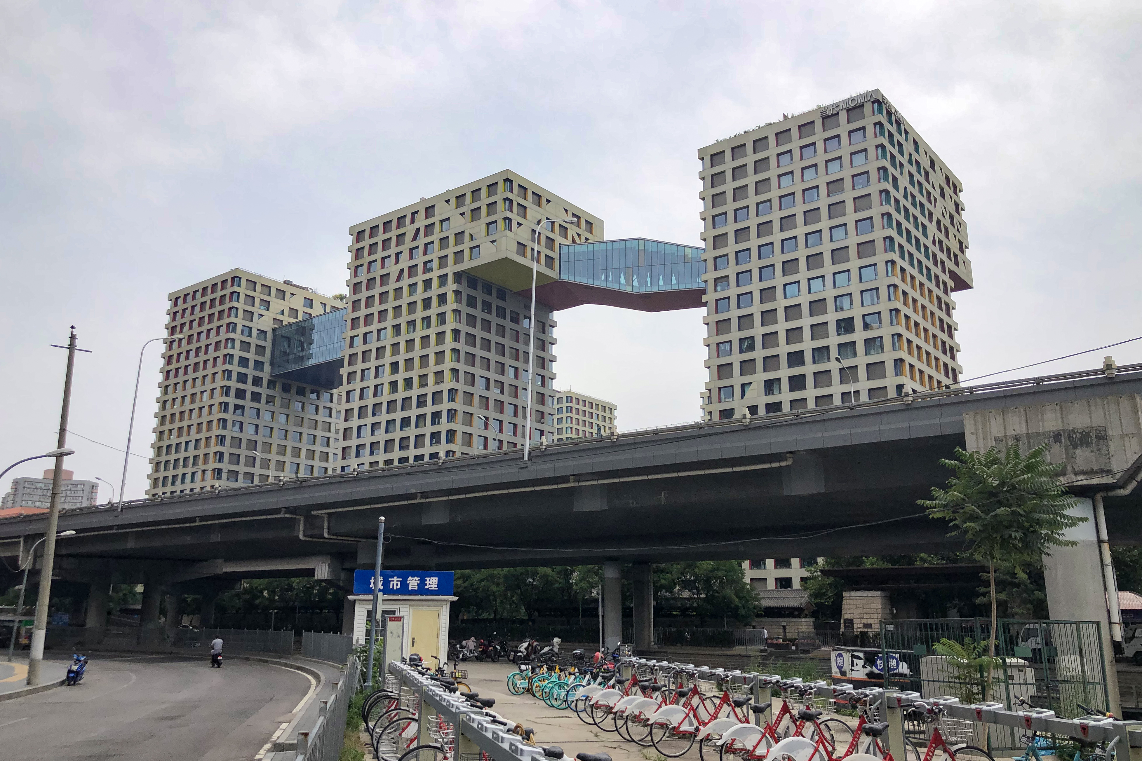 Maybe a full view can be accessed on airport expressway?