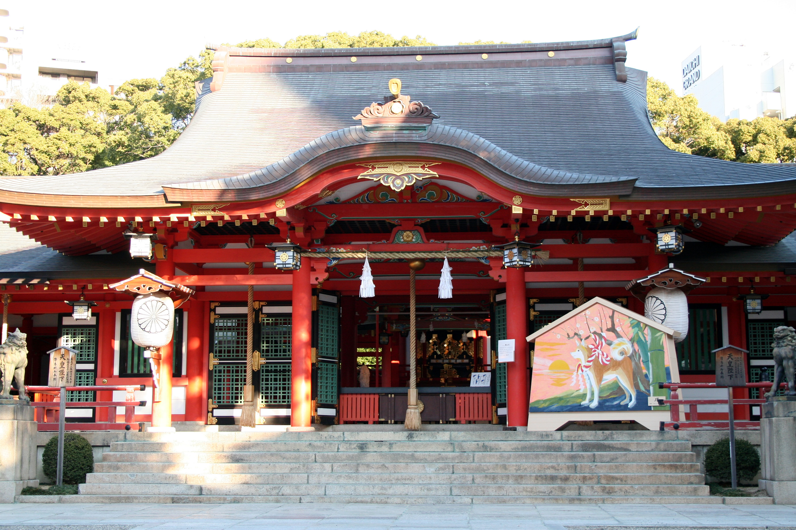 Ikuta Shrine honden.jpg