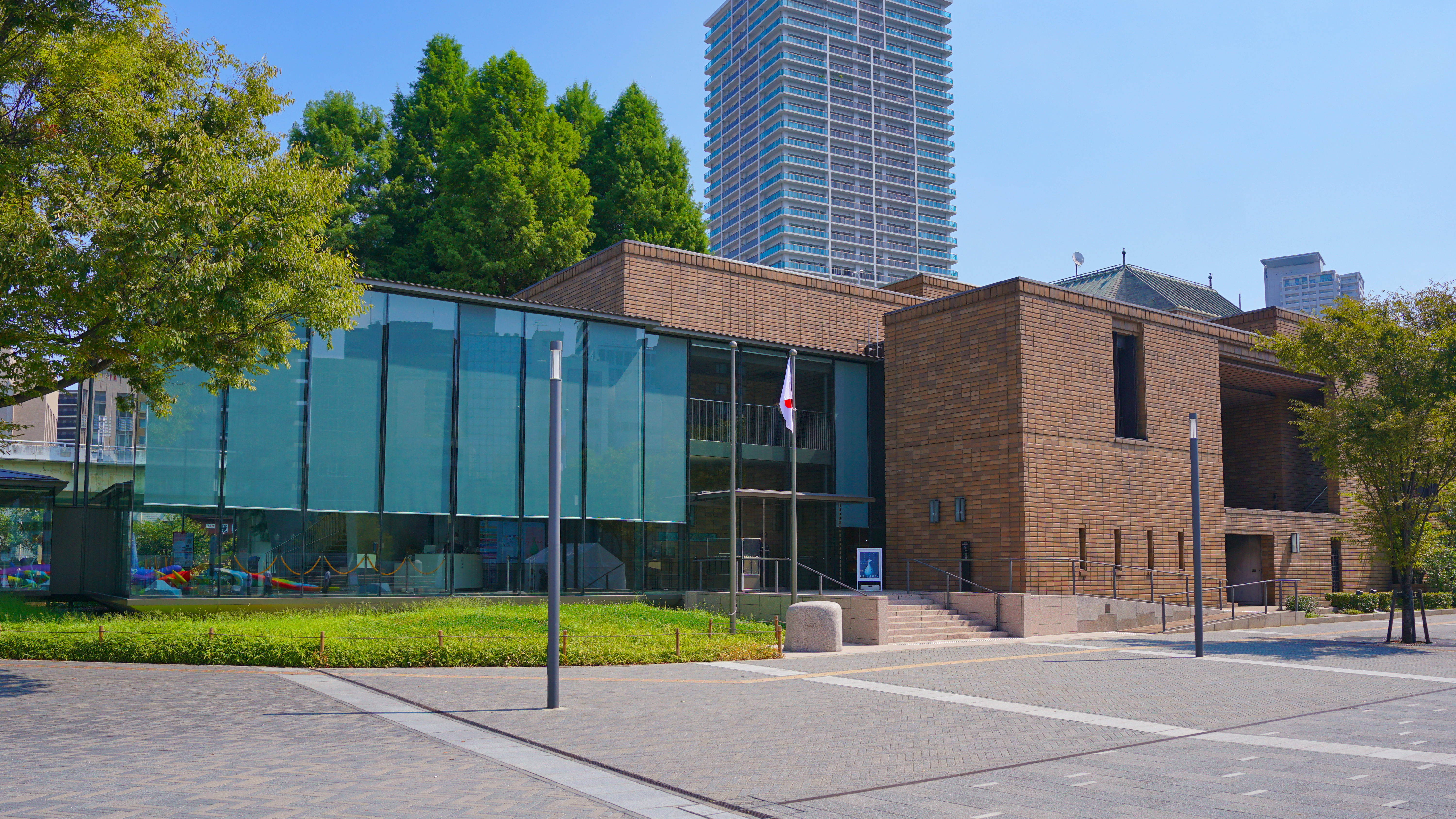 The Museum of Oriental Ceramics, Osaka