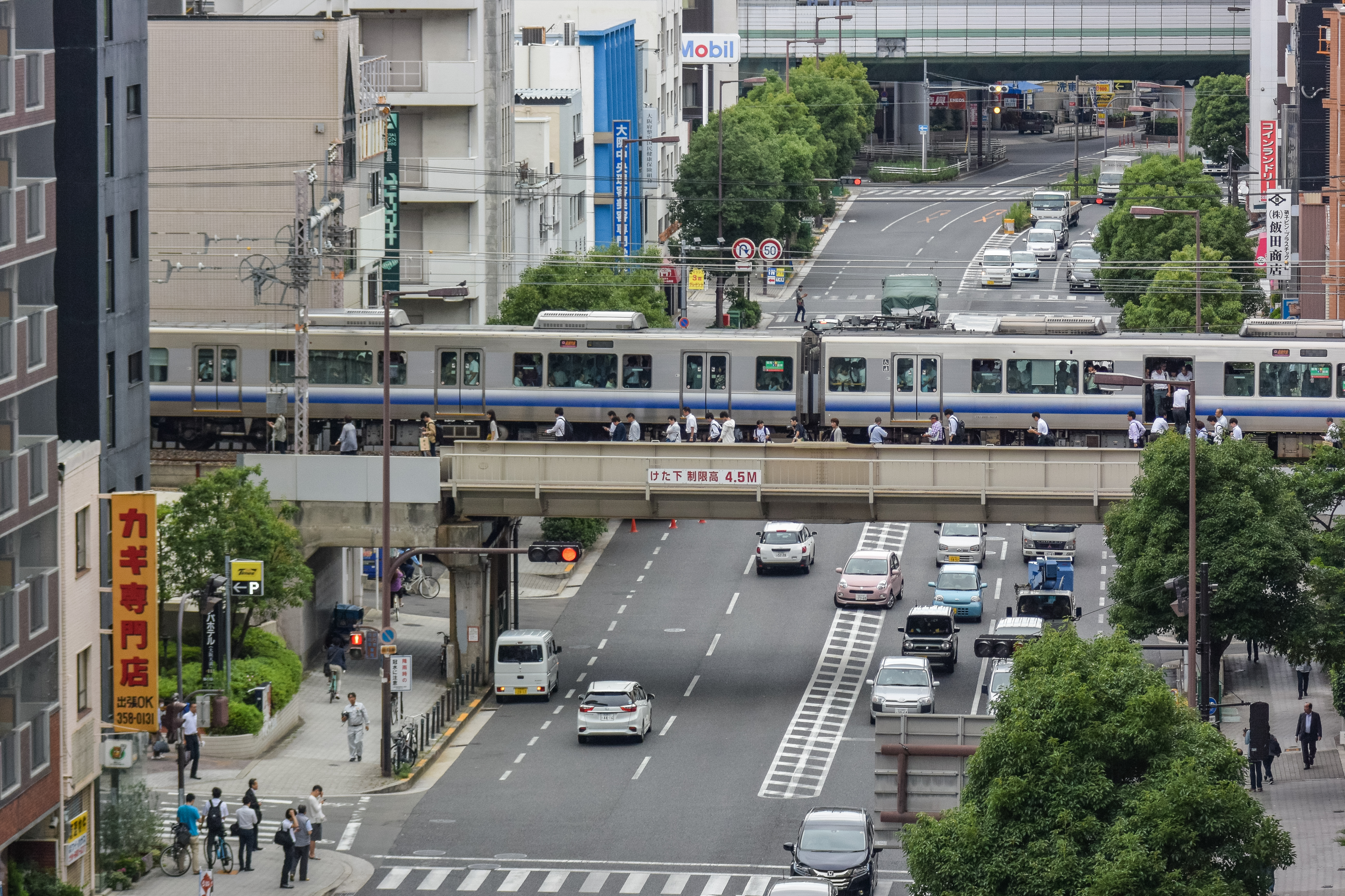 Jun 18, 2018 at 9:08, Osaka 同心

 Nikon 1 J4