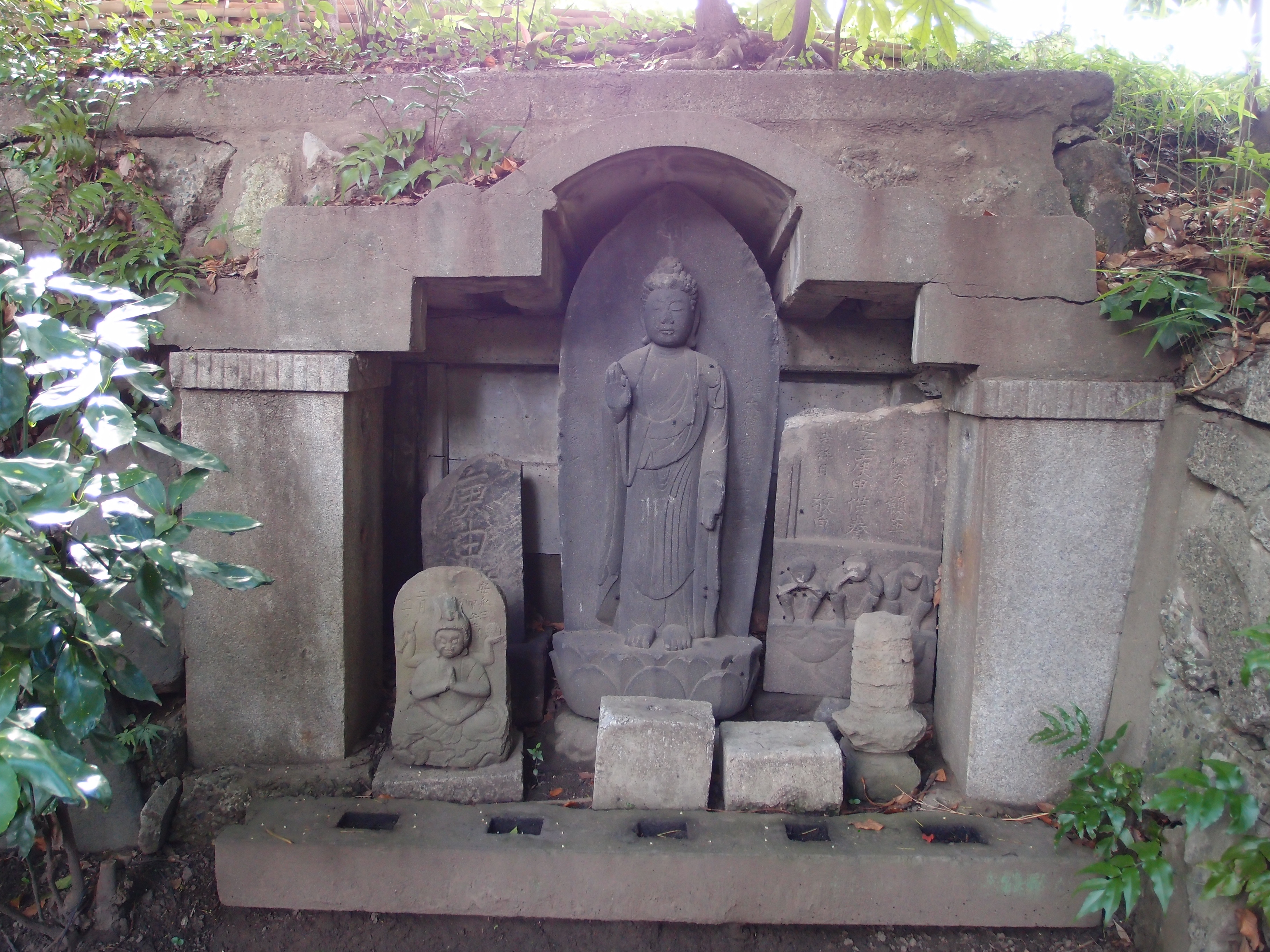 Buddha @ Kiyosumi Garden