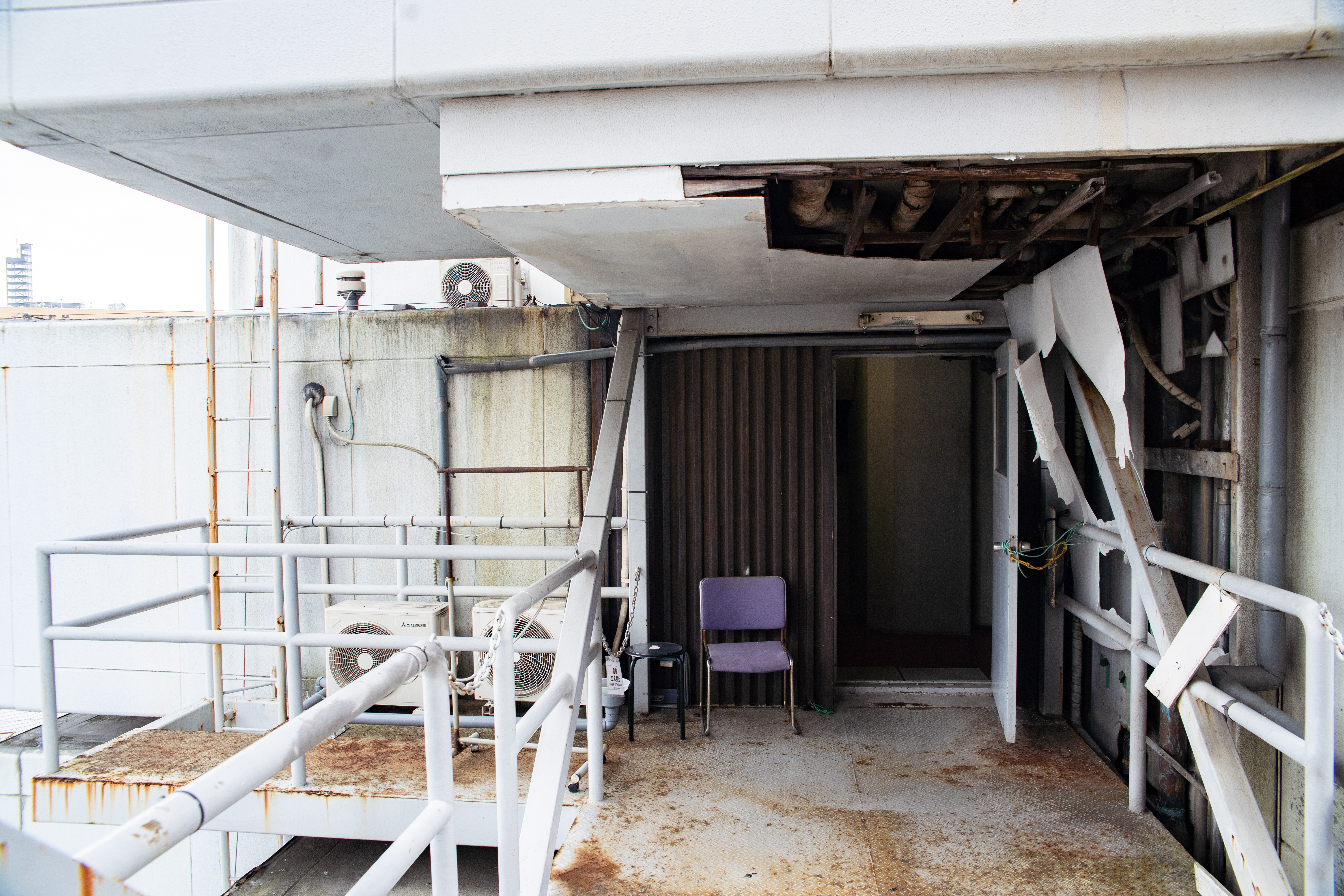 中銀カプセルタワービル