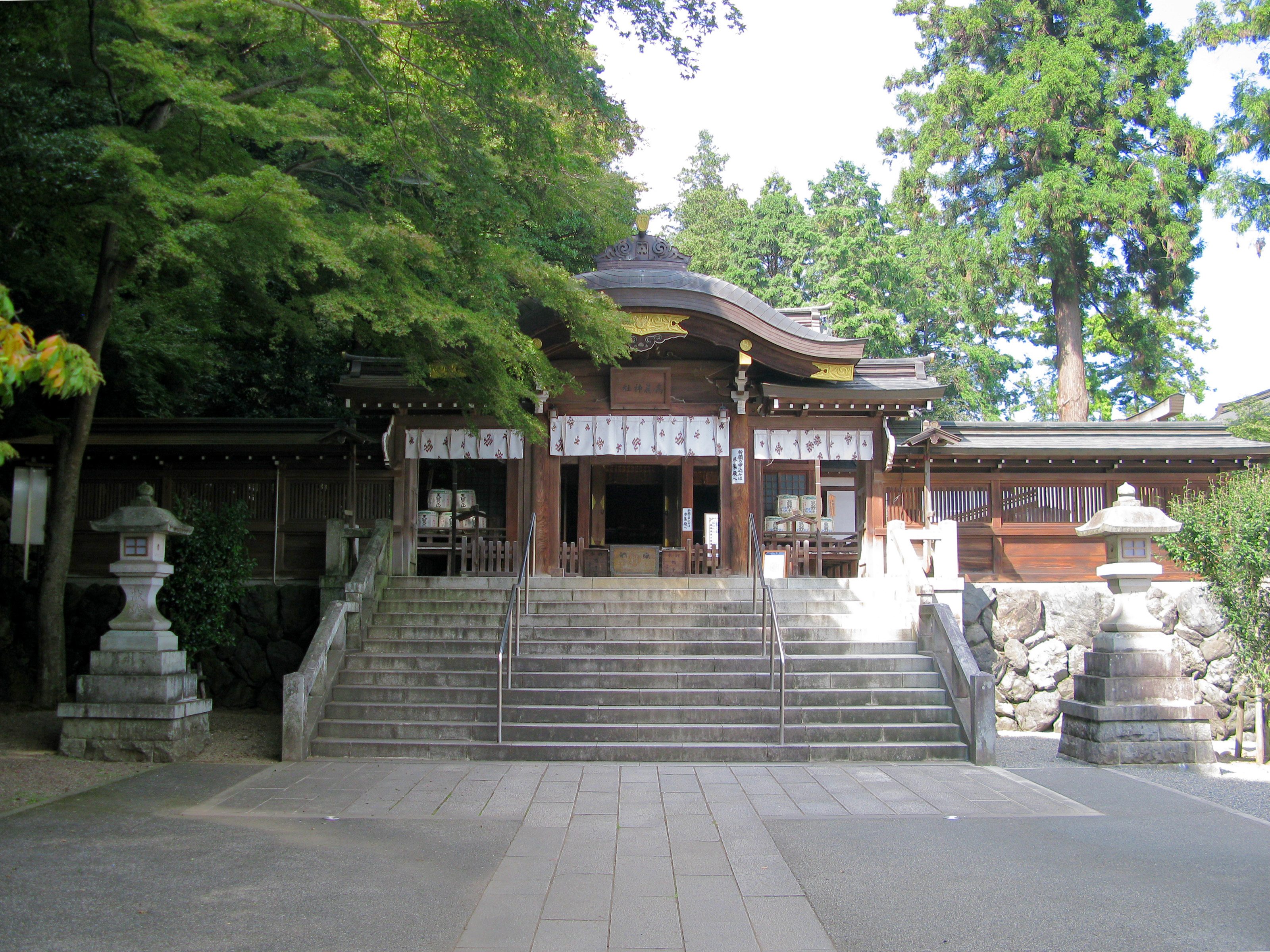 高麗神社神門（埼玉県日高市）