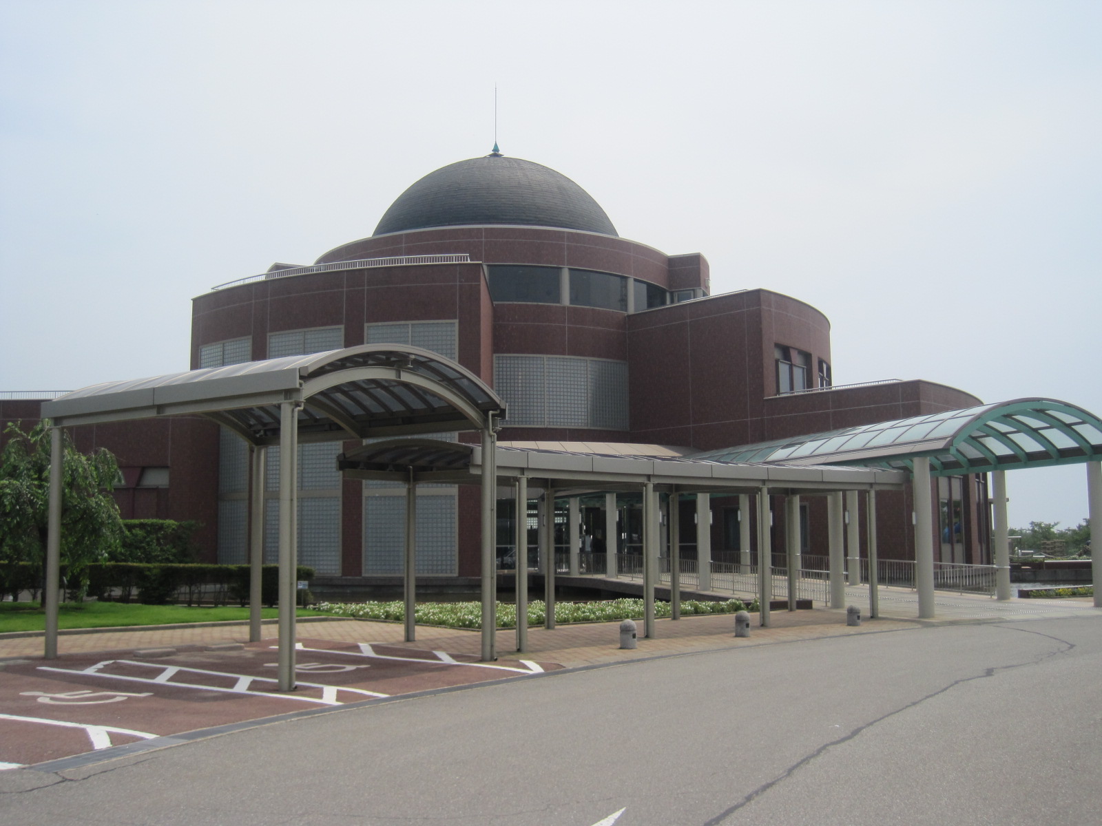 志賀原子力発電所のPR施設アリス館志賀（石川県羽咋郡志賀町）