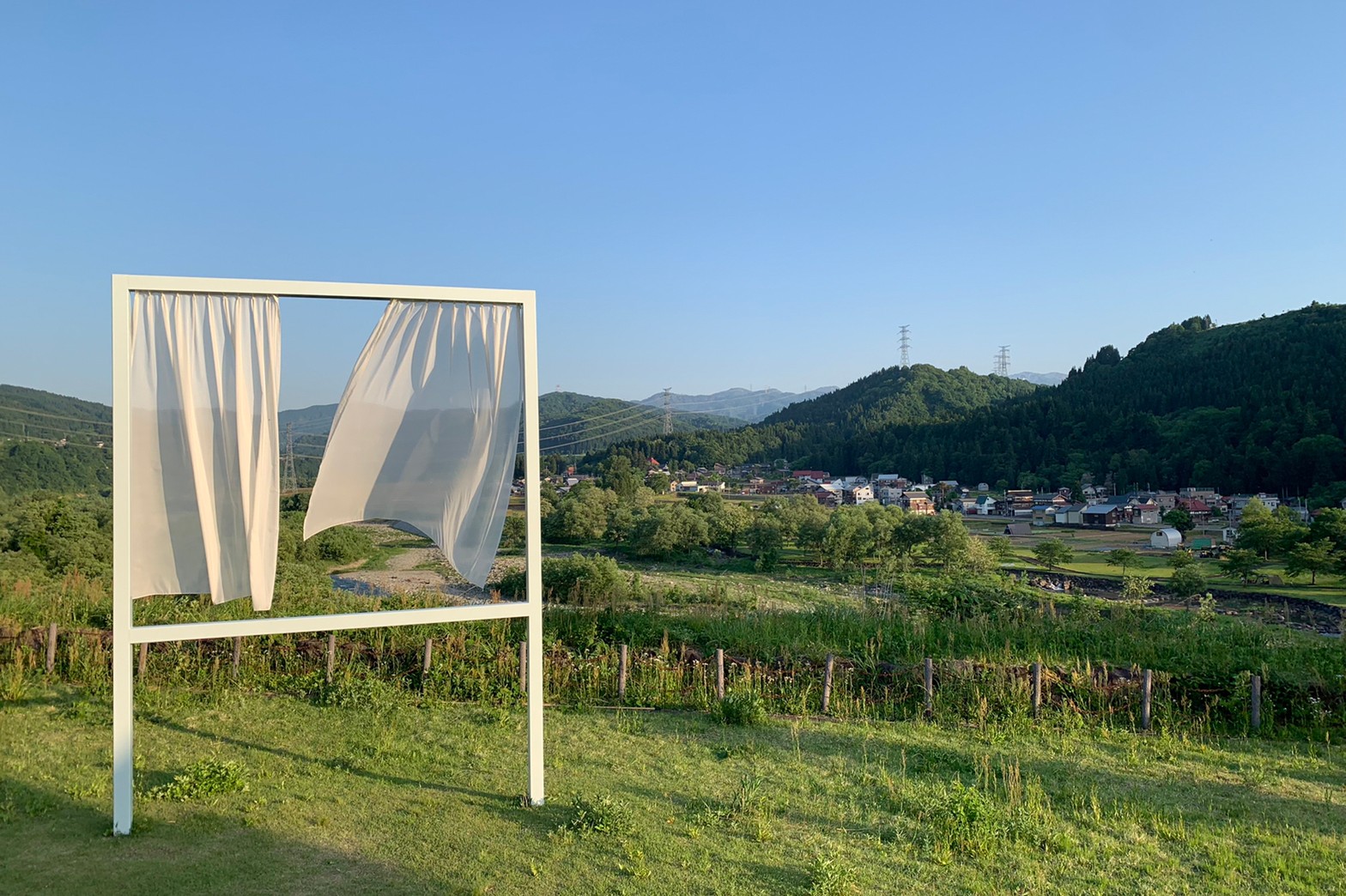 新潟県十日町市 大地の芸術祭作品「たくさんの失われた窓のために」（2022年5月）